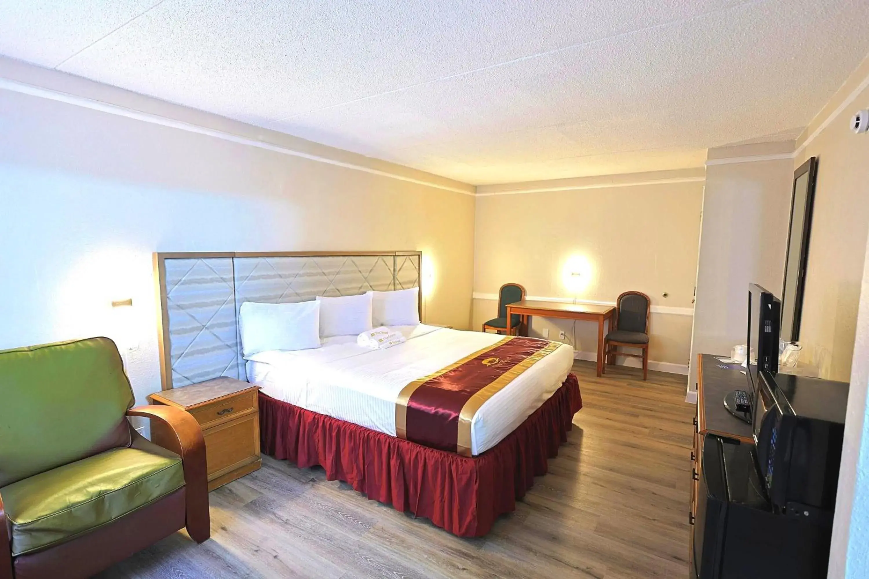 Bedroom, Bed in The Grand by Capital O Texarkana I-30 Bedroom, Bed in The Grand by Capital O Texarkana I-30