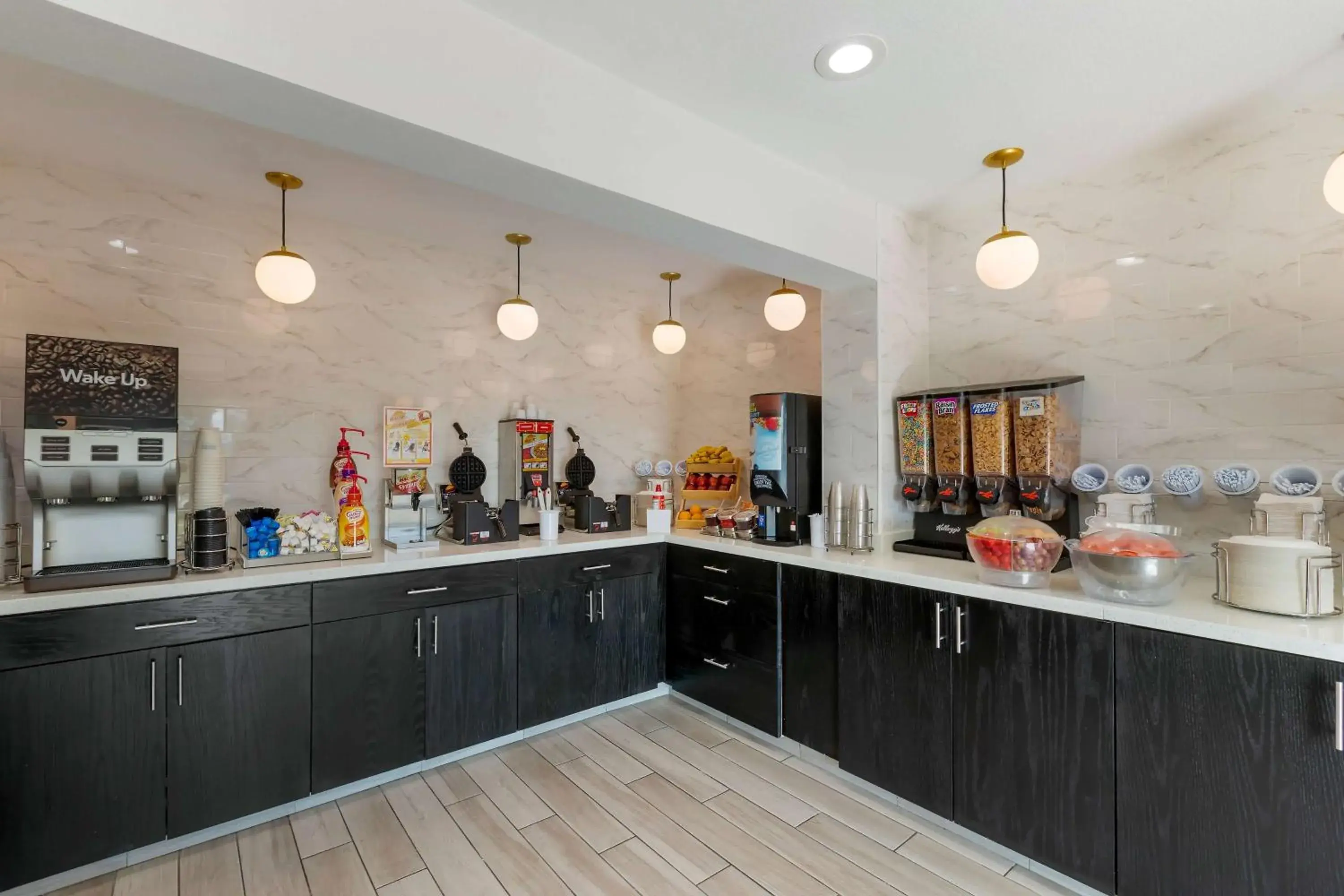 Restaurant/places to eat in La Quinta by Wyndham Des Moines West Clive Restaurant/places to eat in La Quinta by Wyndham Des Moines West Clive