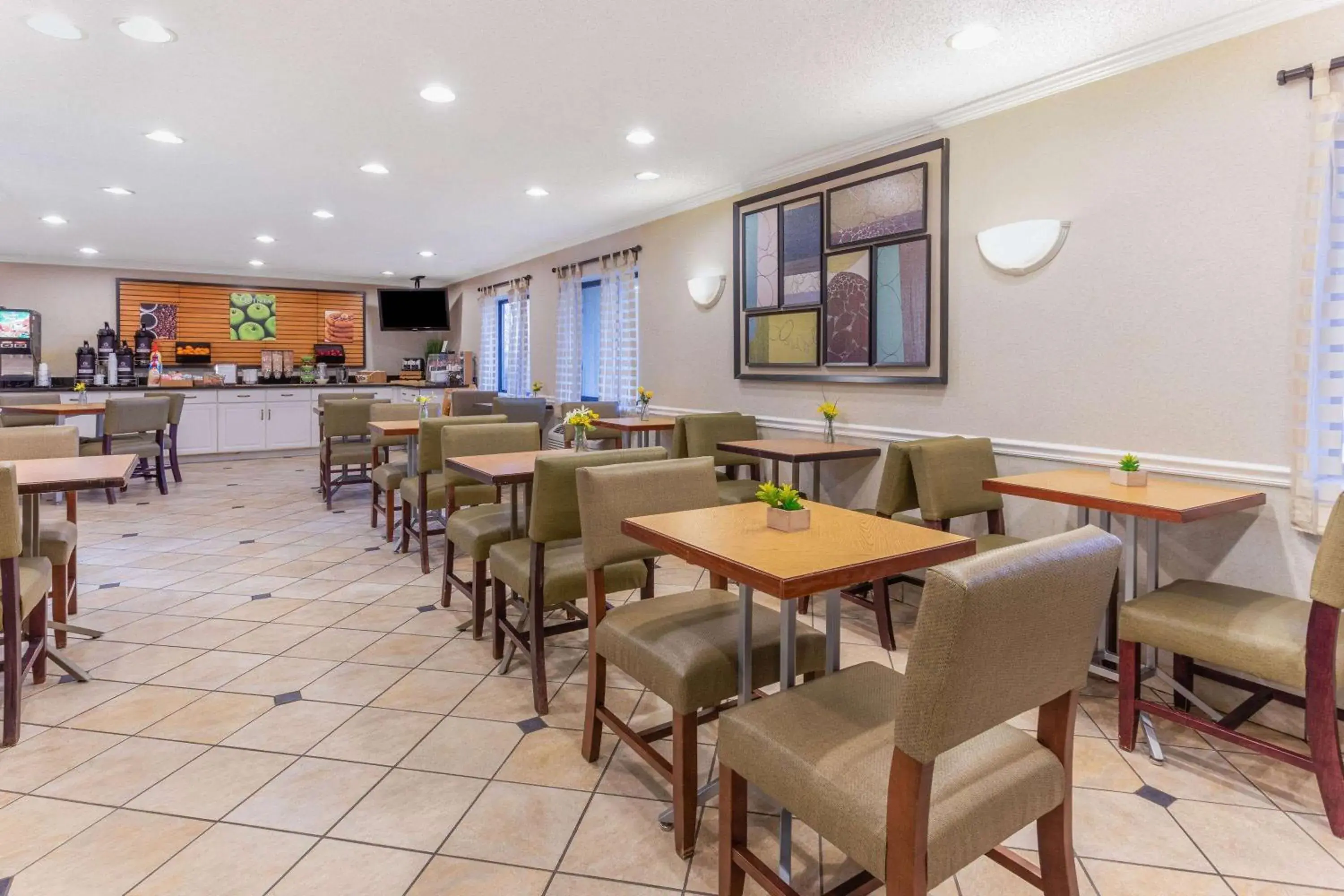 Breakfast in La Quinta by Wyndham Chicago Gurnee Breakfast in La Quinta by Wyndham Chicago Gurnee