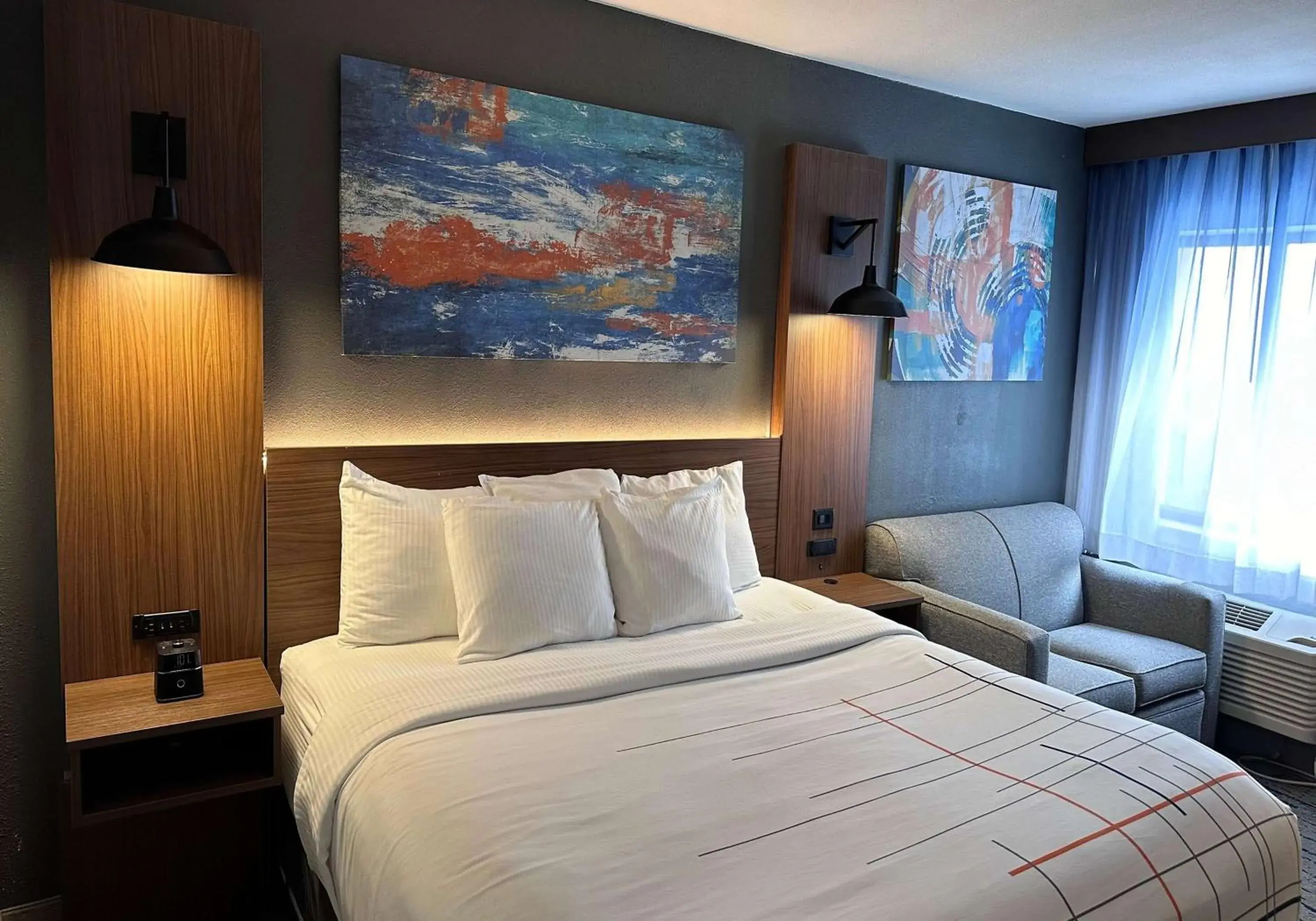 Photo of the whole room, Bed in La Quinta by Wyndham Chicago Gurnee Photo of the whole room, Bed in La Quinta by Wyndham Chicago Gurnee