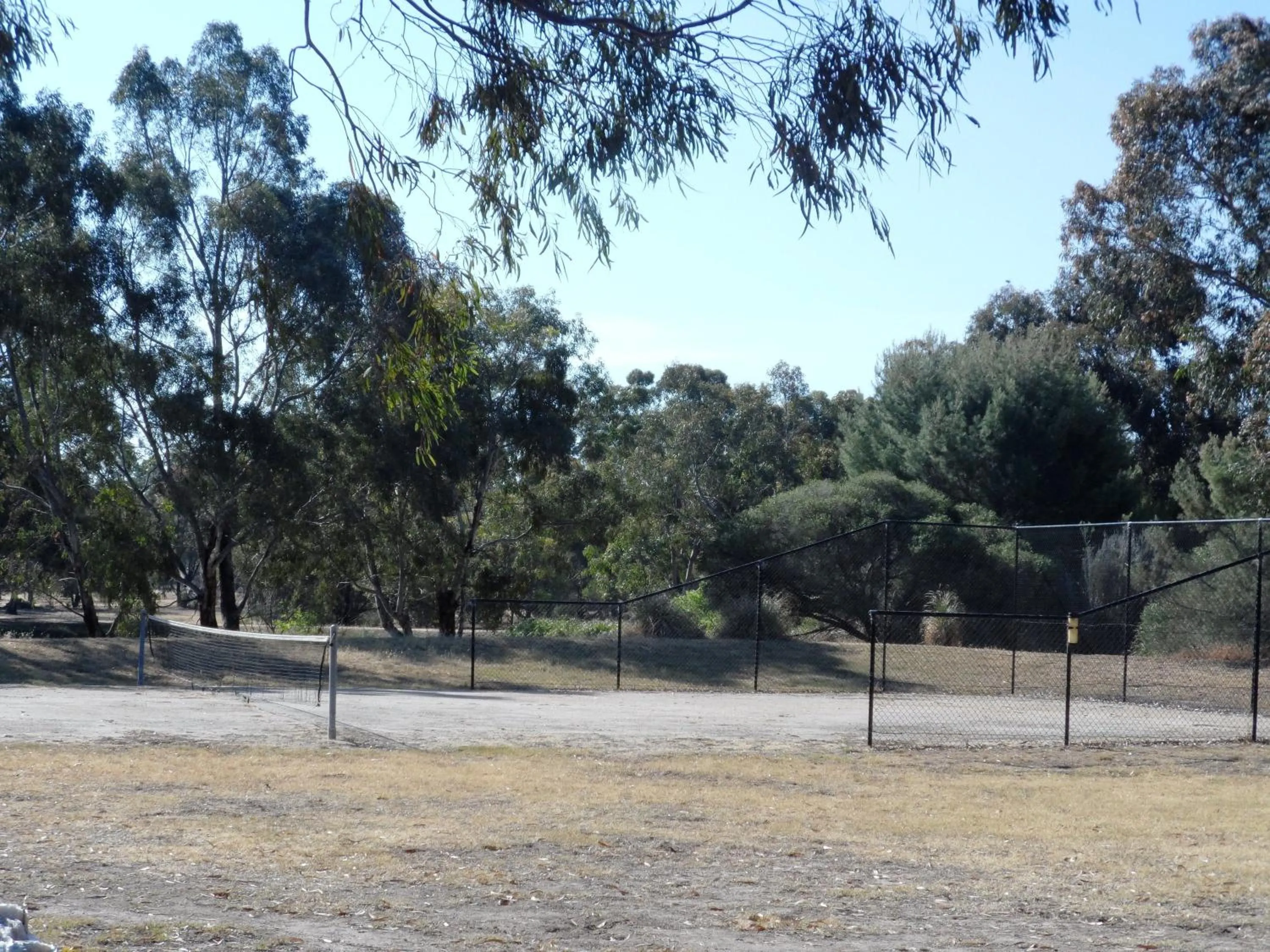 Day in Magdala Motor Lodge & Lakeside Restaurant