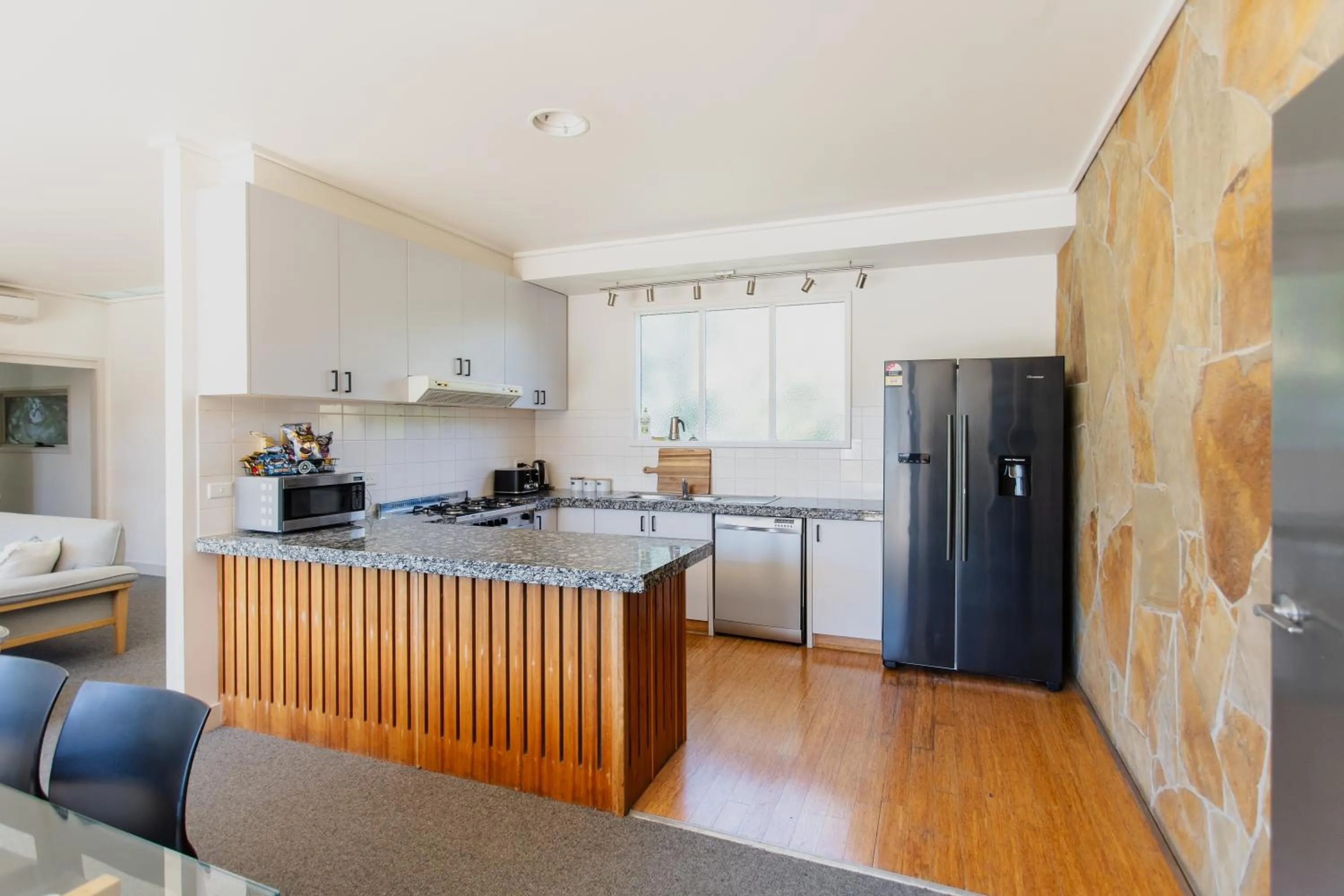 Kitchen or kitchenette in Yarra Valley Grand