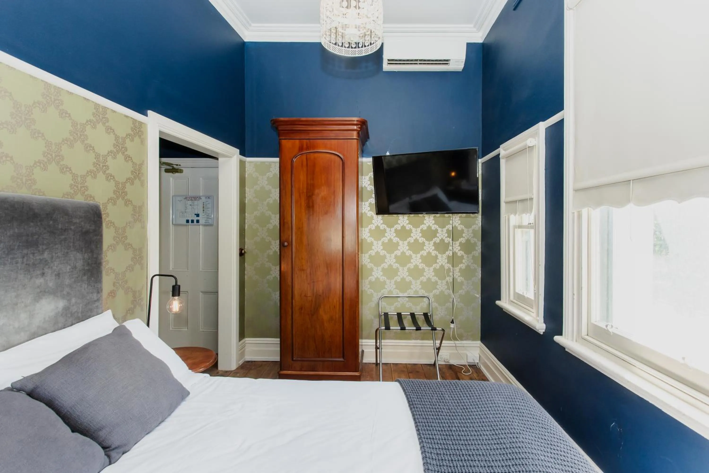 Bed in Yarra Valley Grand