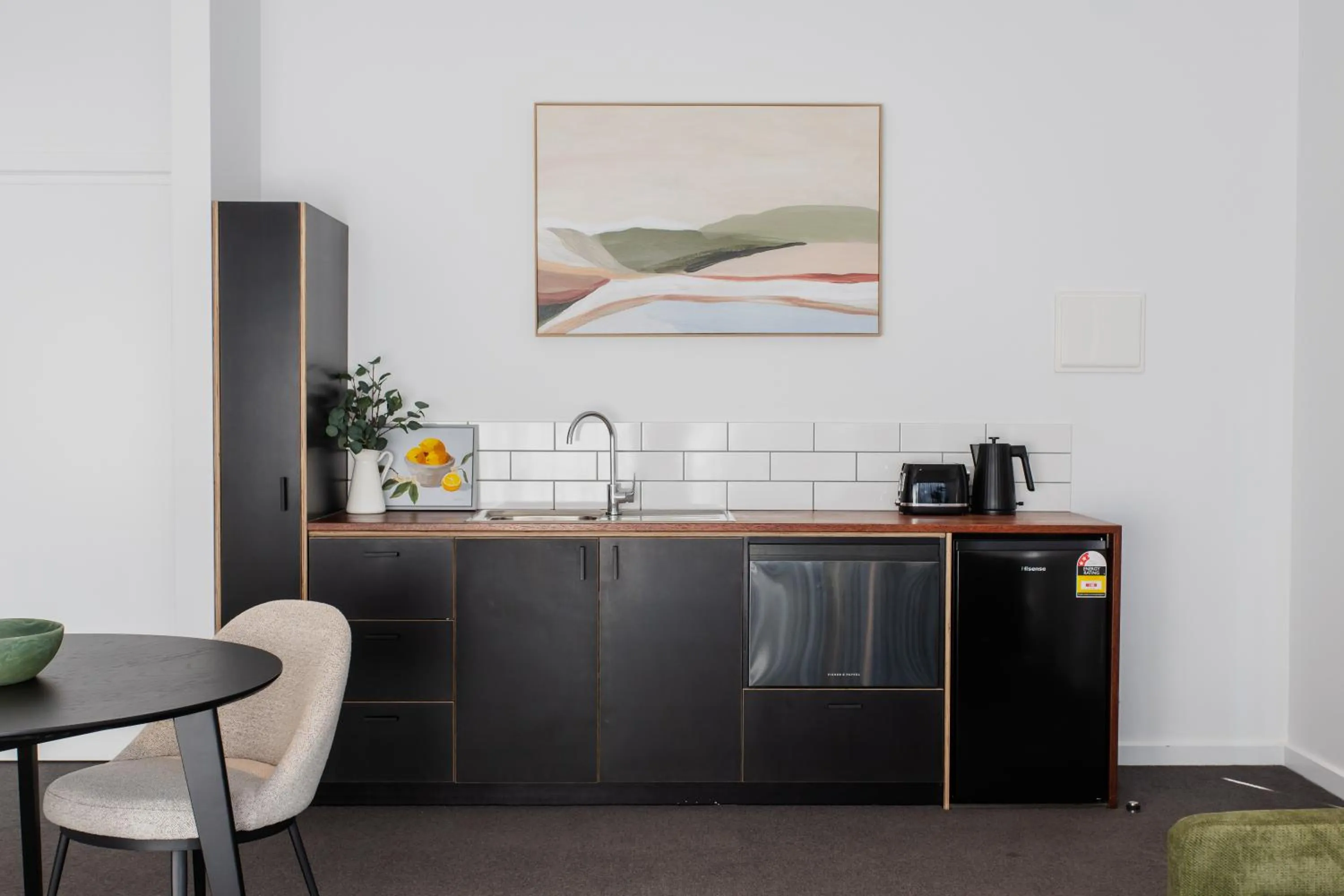 Kitchen or kitchenette in Yarra Valley Grand