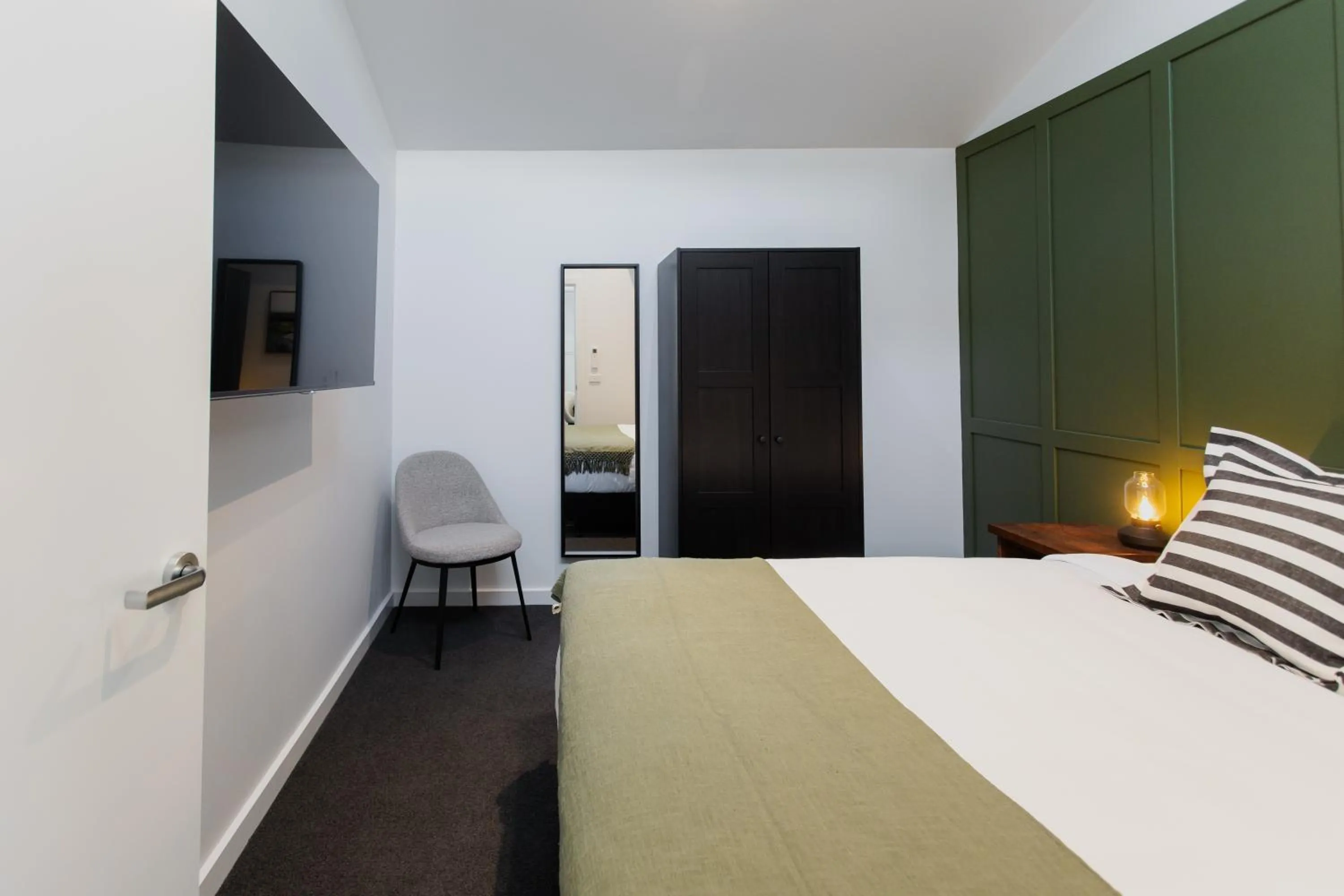 Bedroom, Bed in Yarra Valley Grand