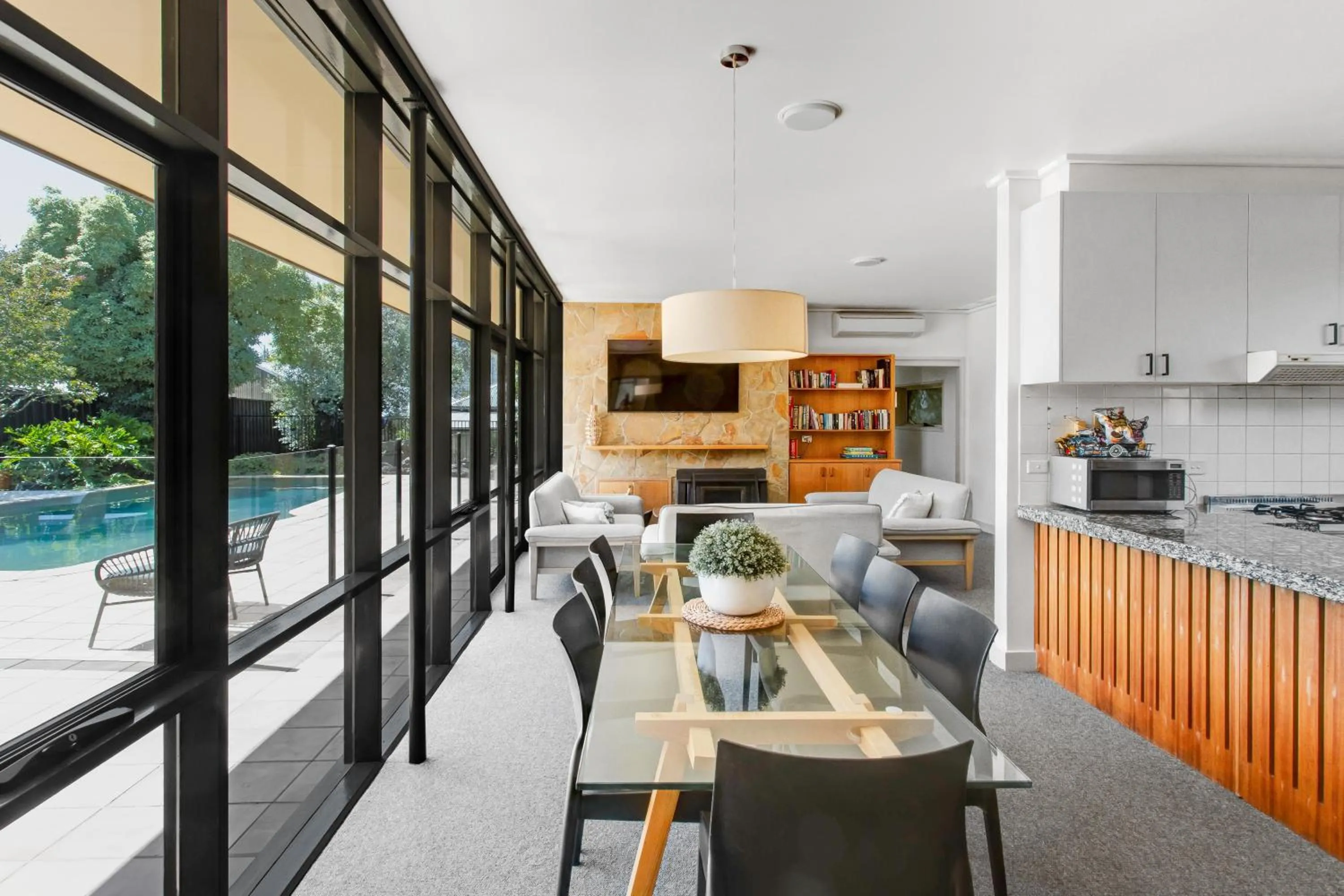 Kitchen or kitchenette in Yarra Valley Grand