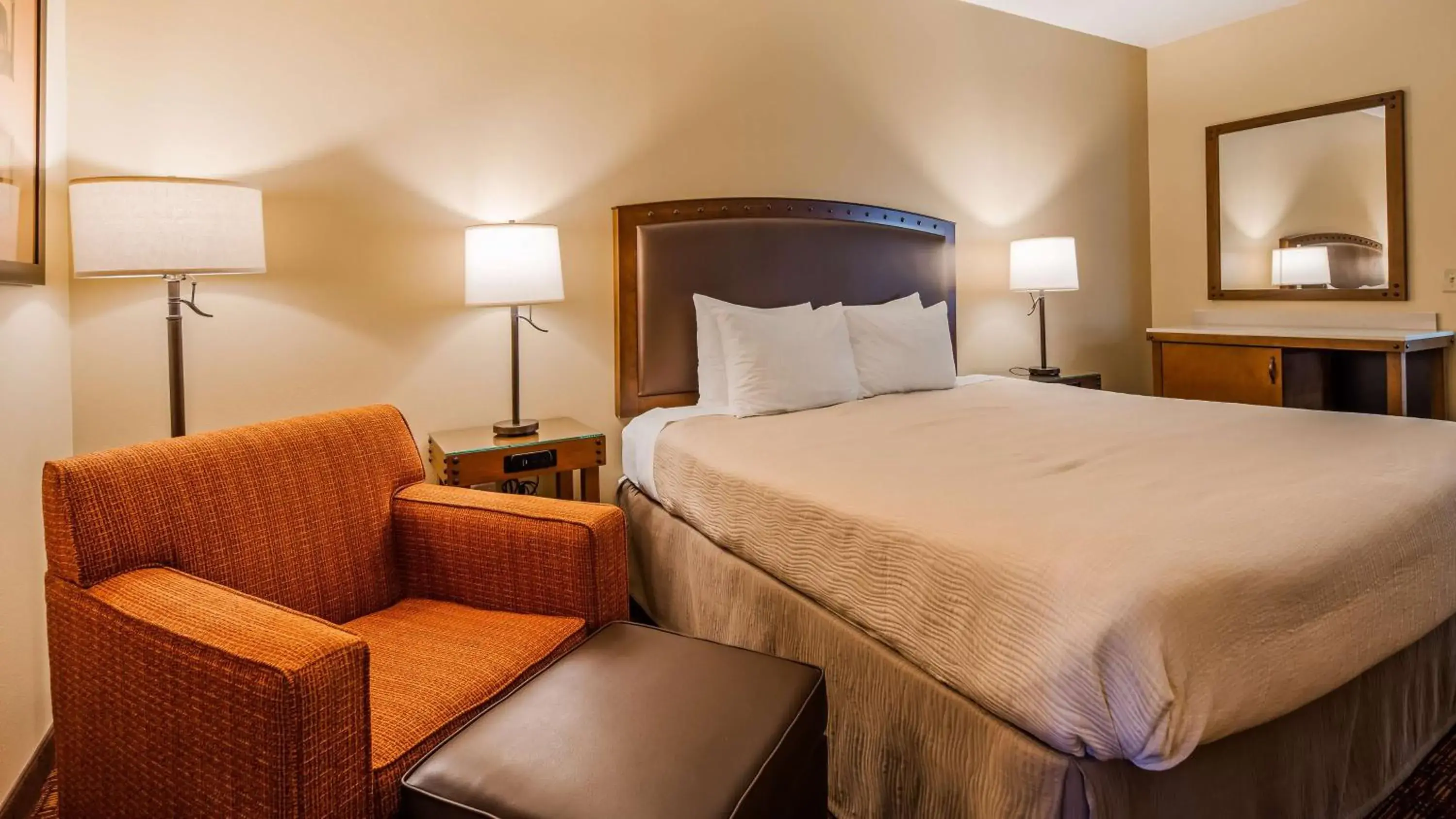 Photo of the whole room, Bed in Best Western Plus Inn of Williams Photo of the whole room, Bed in Best Western Plus Inn of Williams