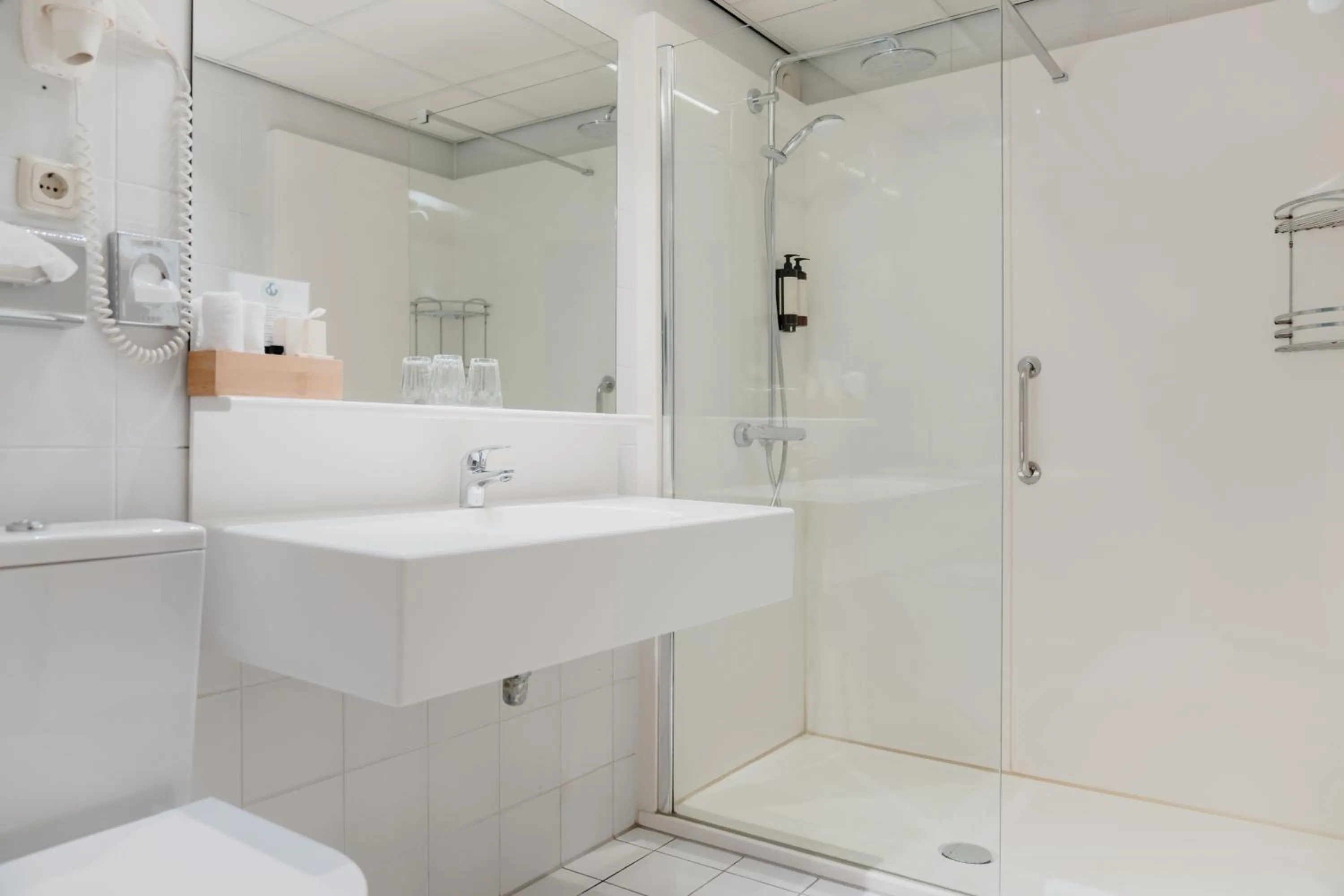 Bathroom in Hotel Fita