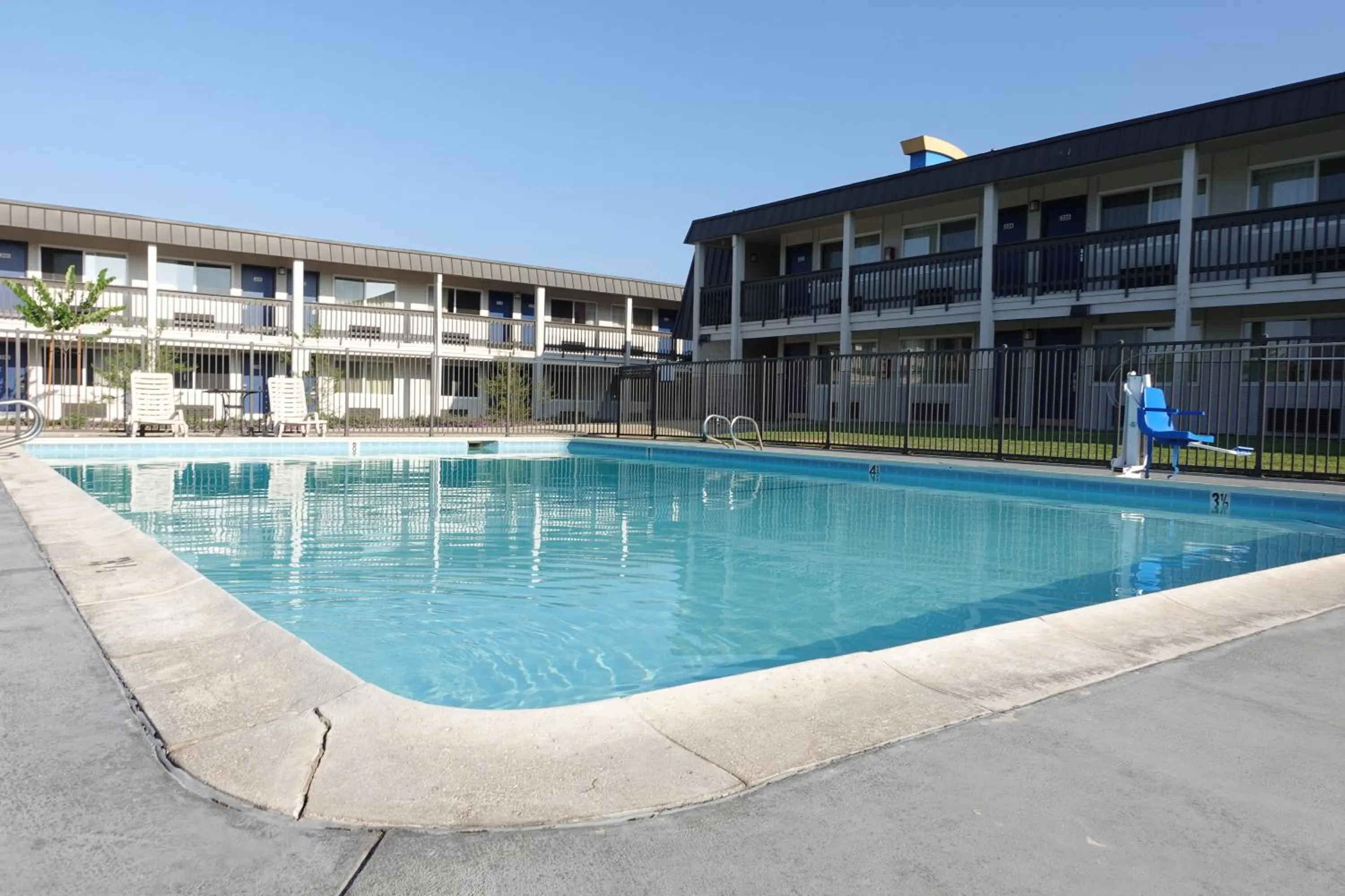 Swimming pool in Motel 6-Claremont, CA