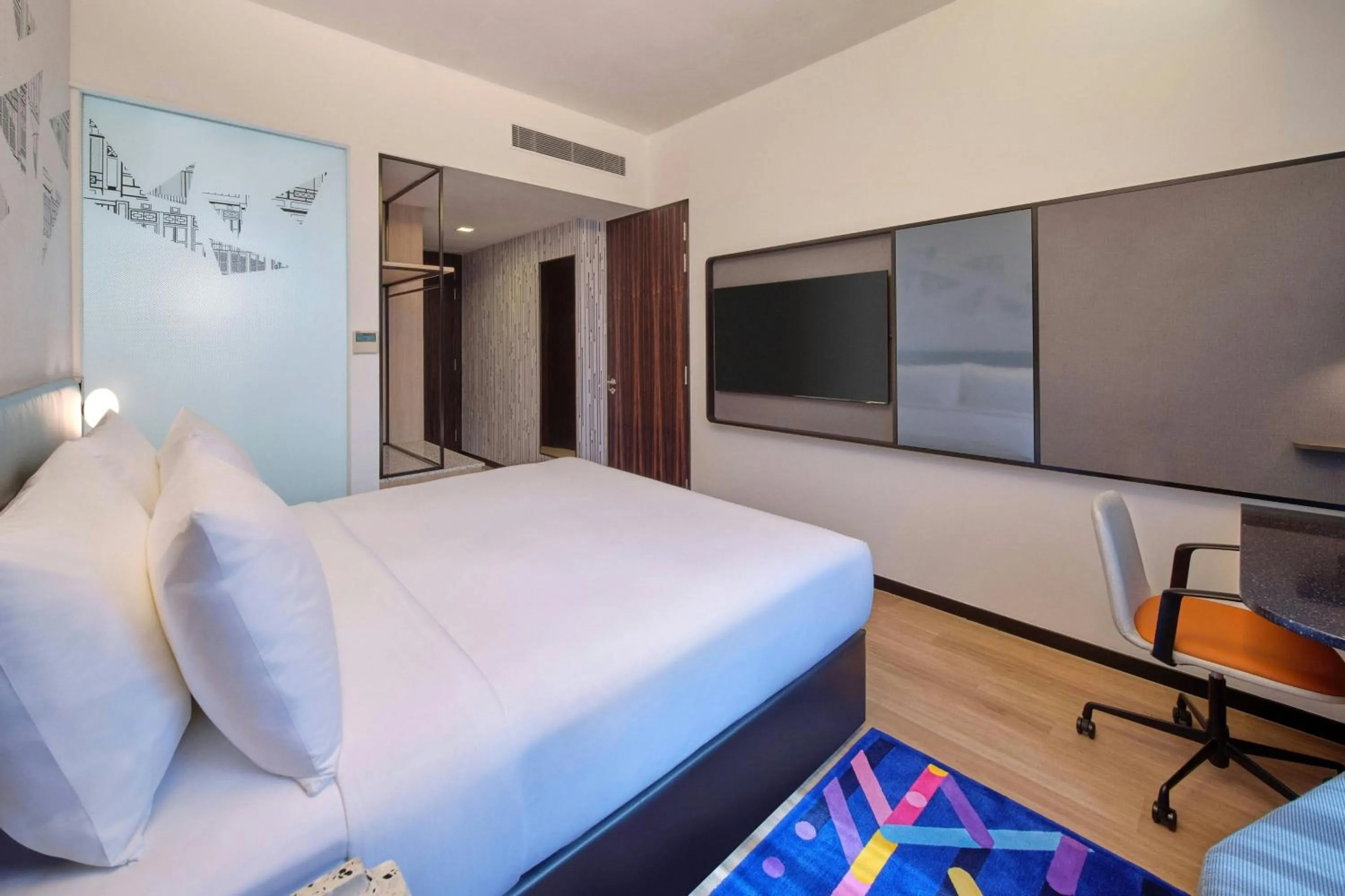 Bedroom, Bed in Aloft Singapore Novena