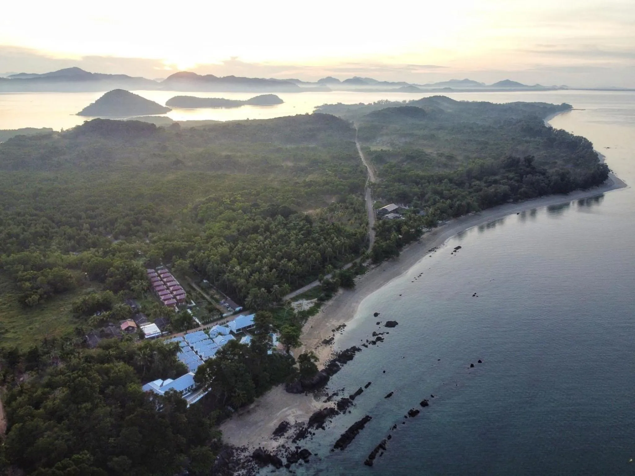 Day in Horizon Beach Resort Koh Jum