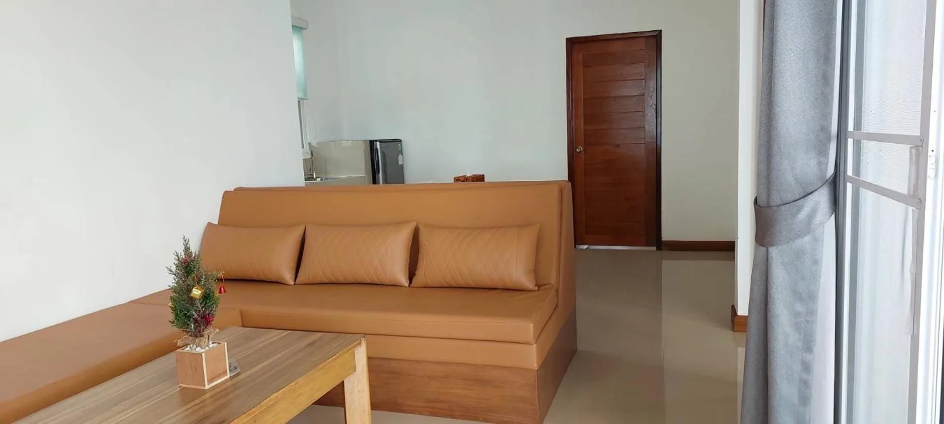 Living room in Horizon Beach Resort Koh Jum