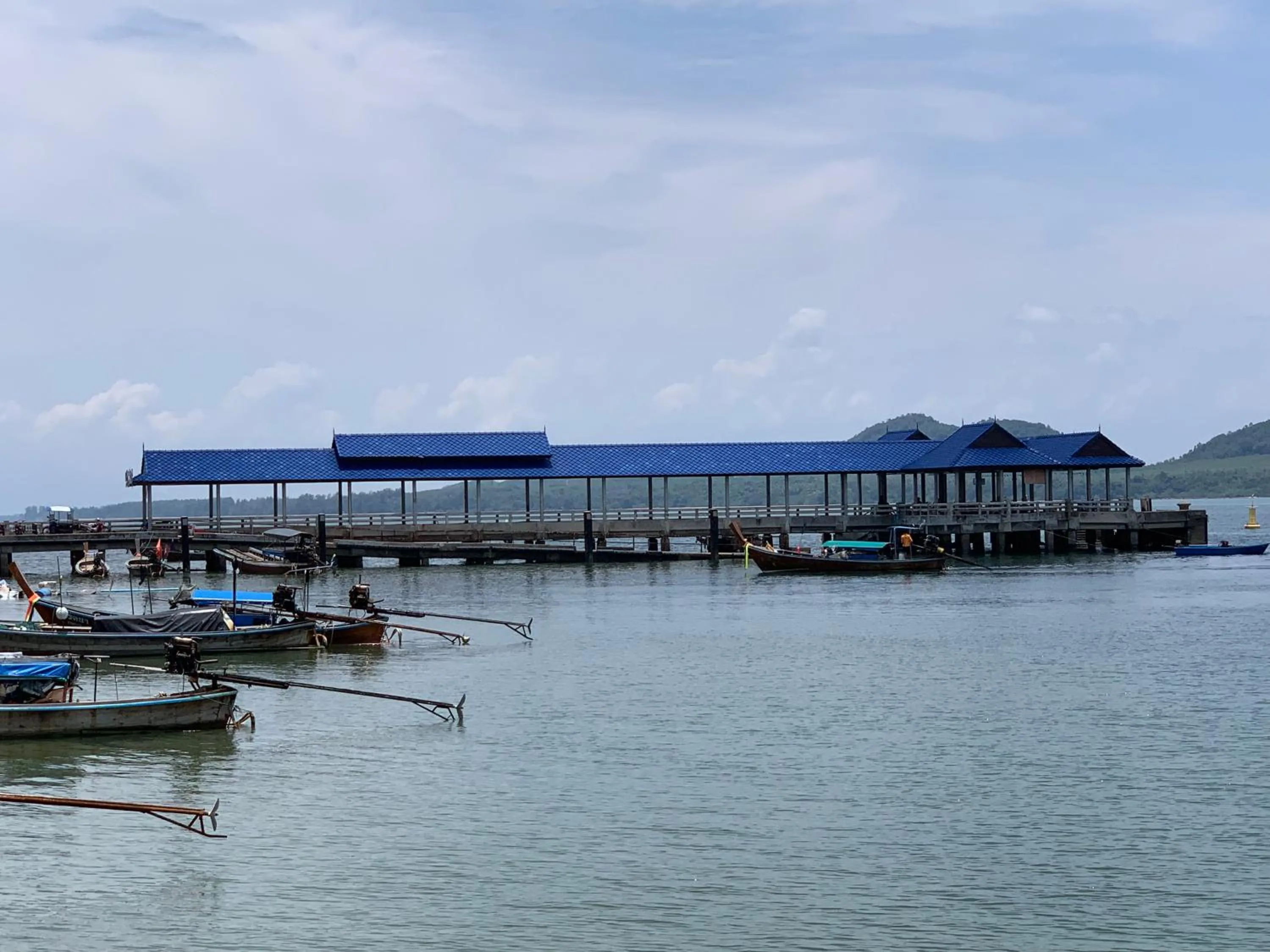 Area and facilities in Horizon Beach Resort Koh Jum