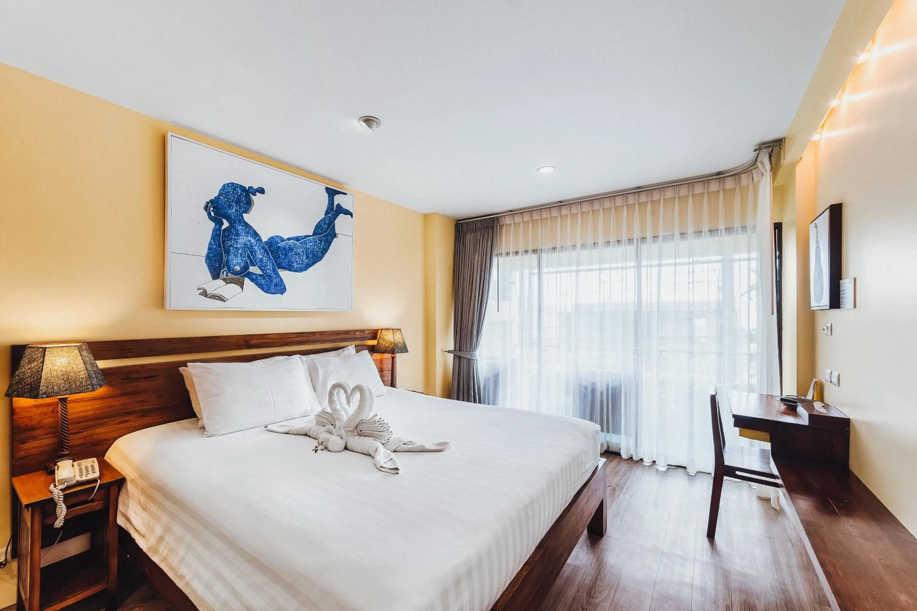 Bed in CC's Hideaway Kata - SHA Plus