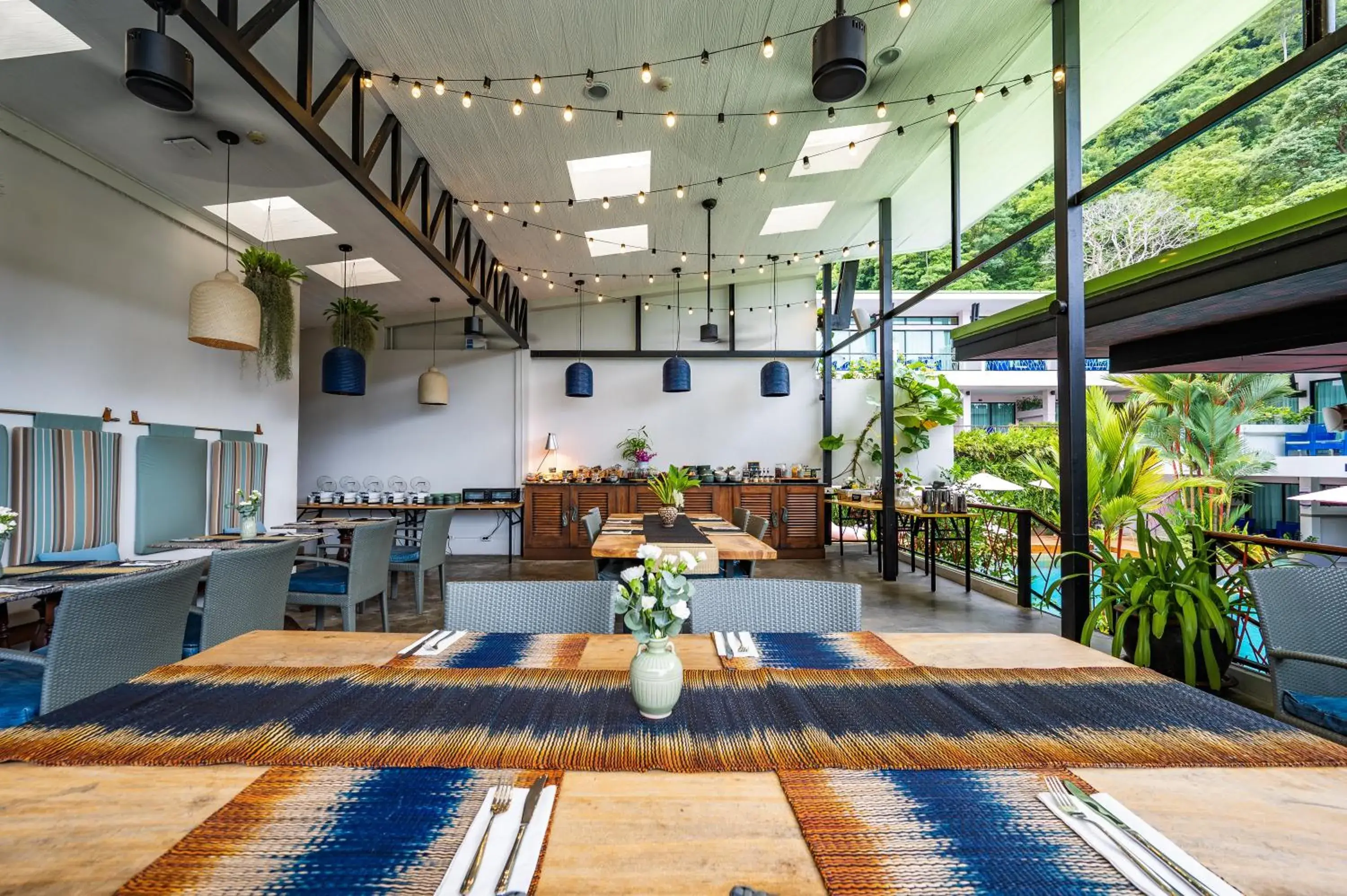 Restaurant/places to eat in CC's Hideaway Kata - SHA Plus Restaurant/places to eat in CC's Hideaway Kata - SHA Plus