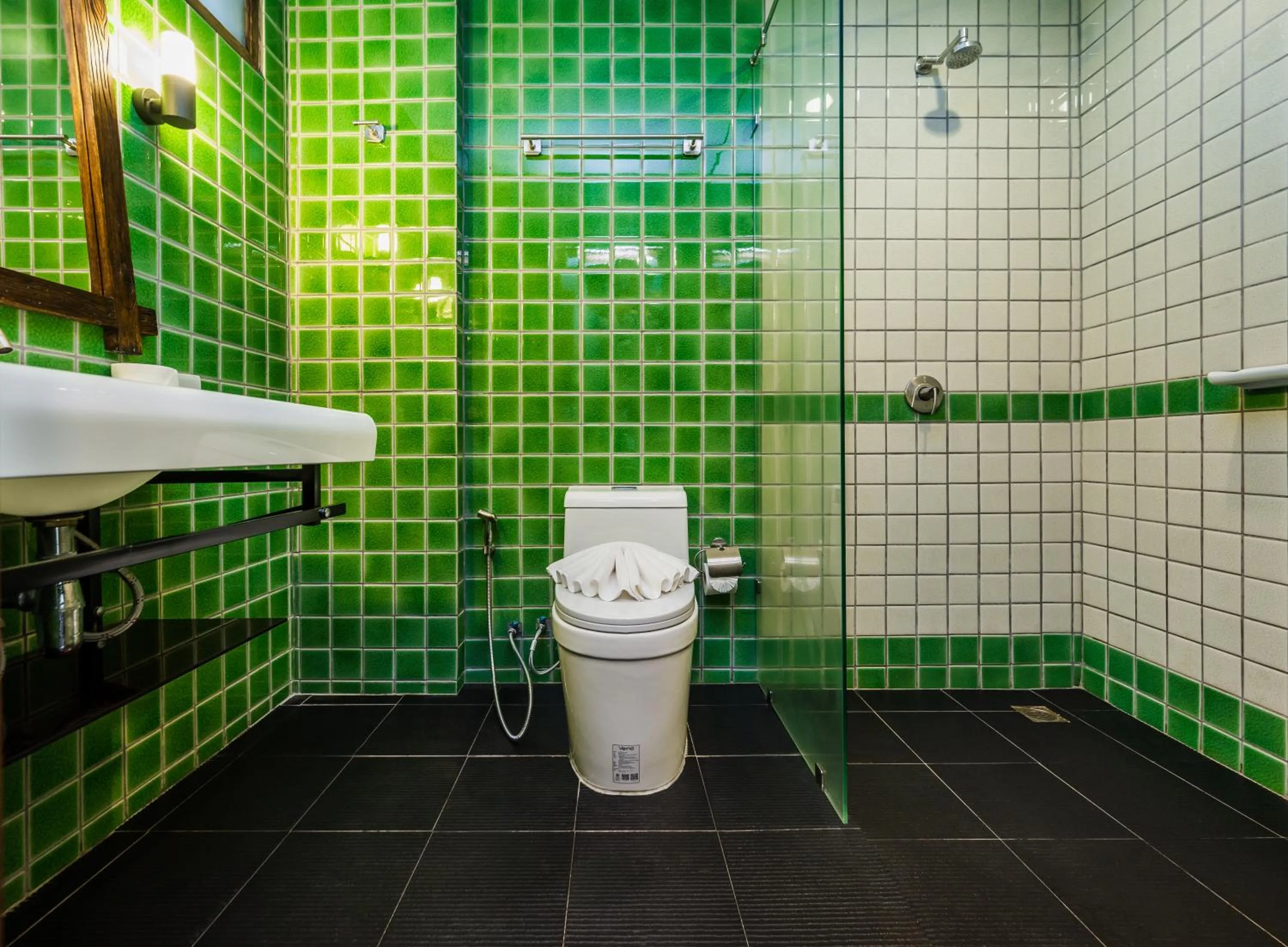 Toilet in CC's Hideaway Kata - SHA Plus