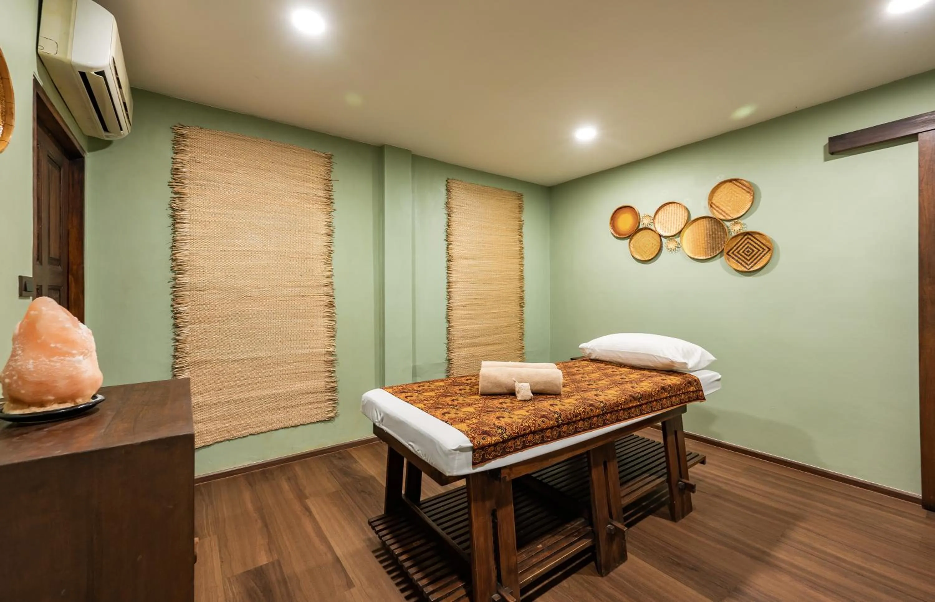 Massage in CC's Hideaway Kata - SHA Plus