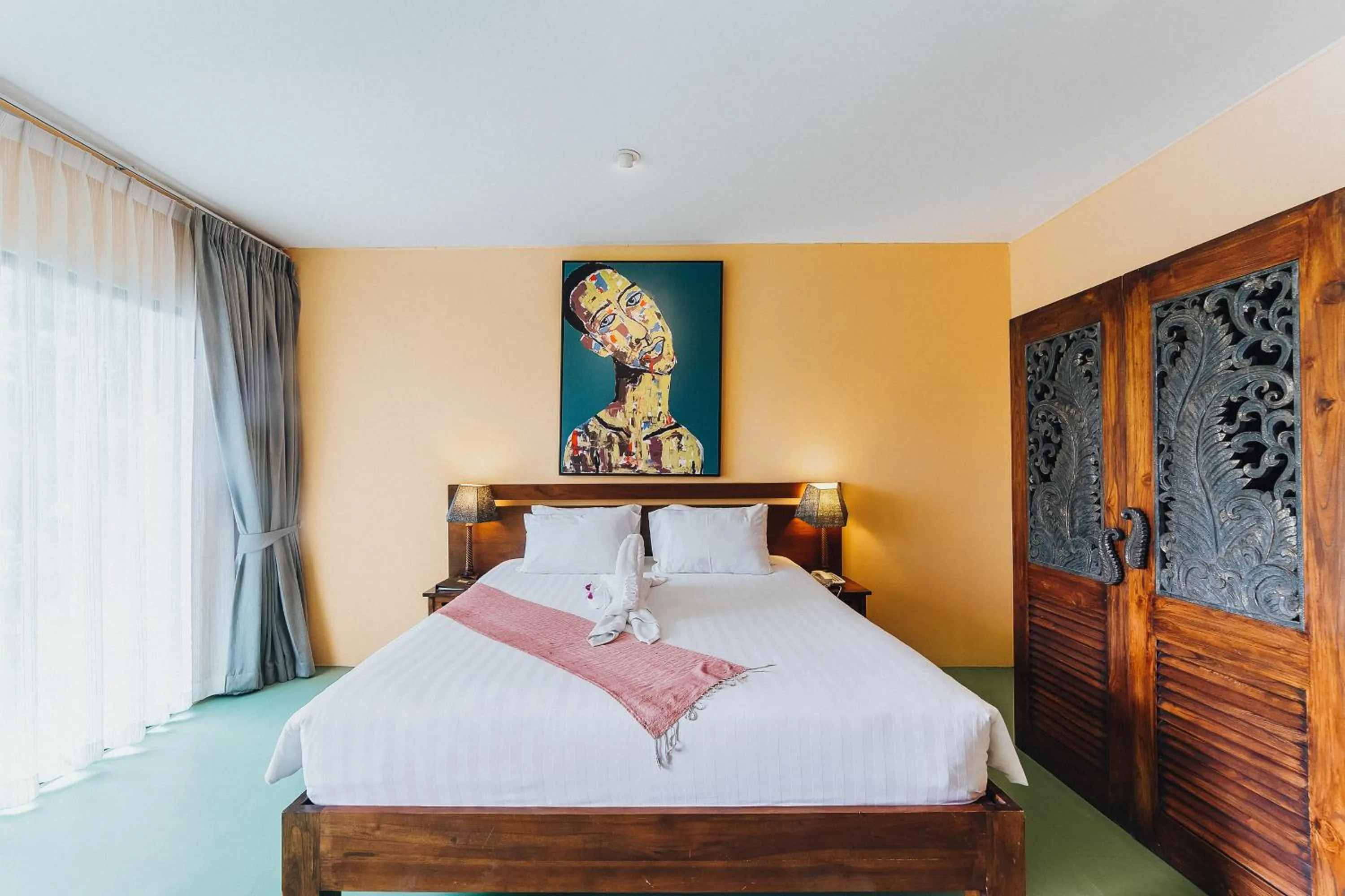 Bedroom, Bed in CC's Hideaway Kata - SHA Plus