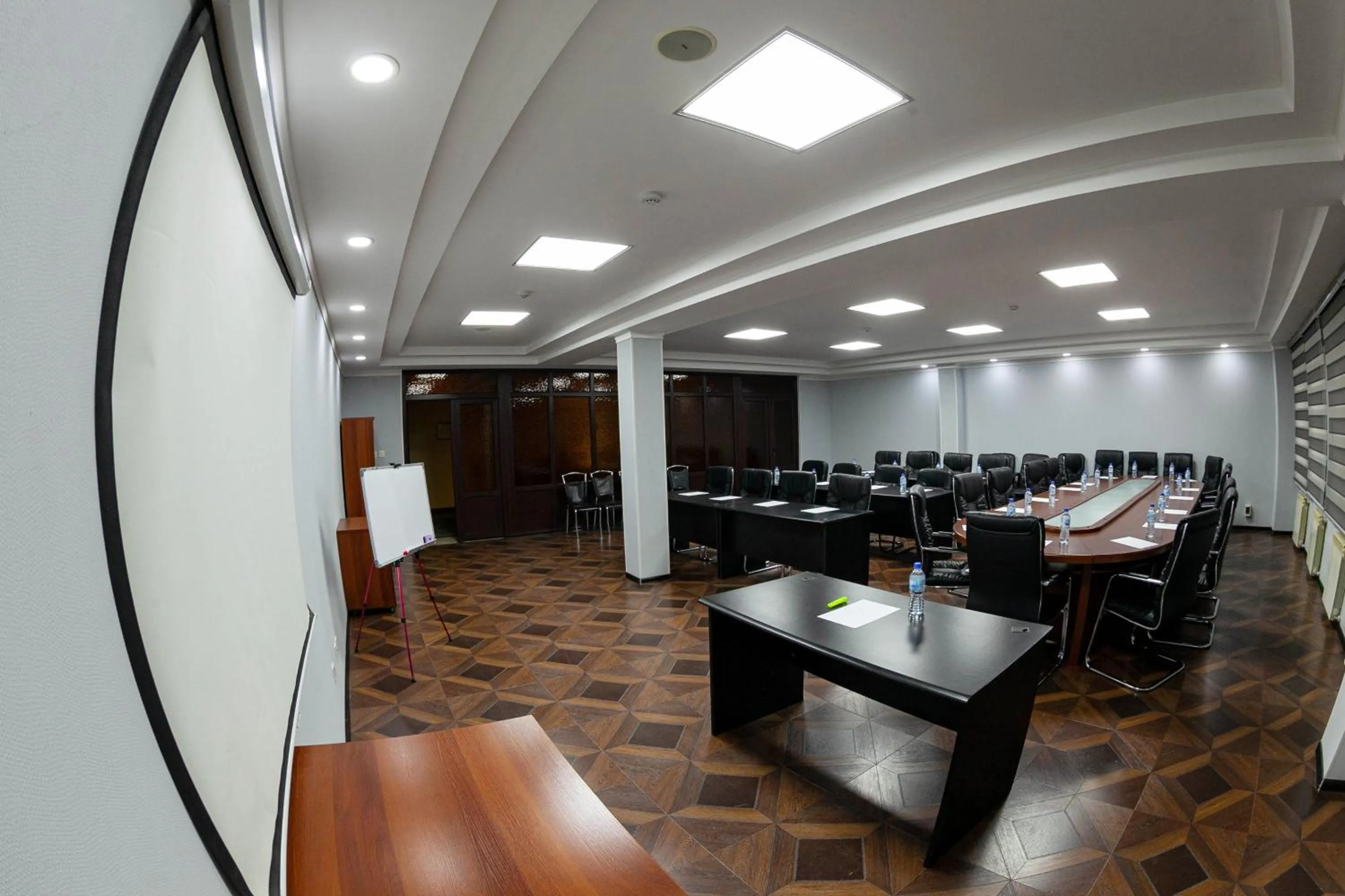 Meeting/conference room in Zargaron Plaza
