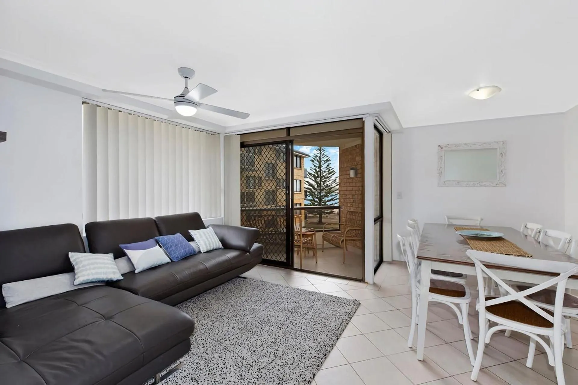 Sundowner Apartment 9