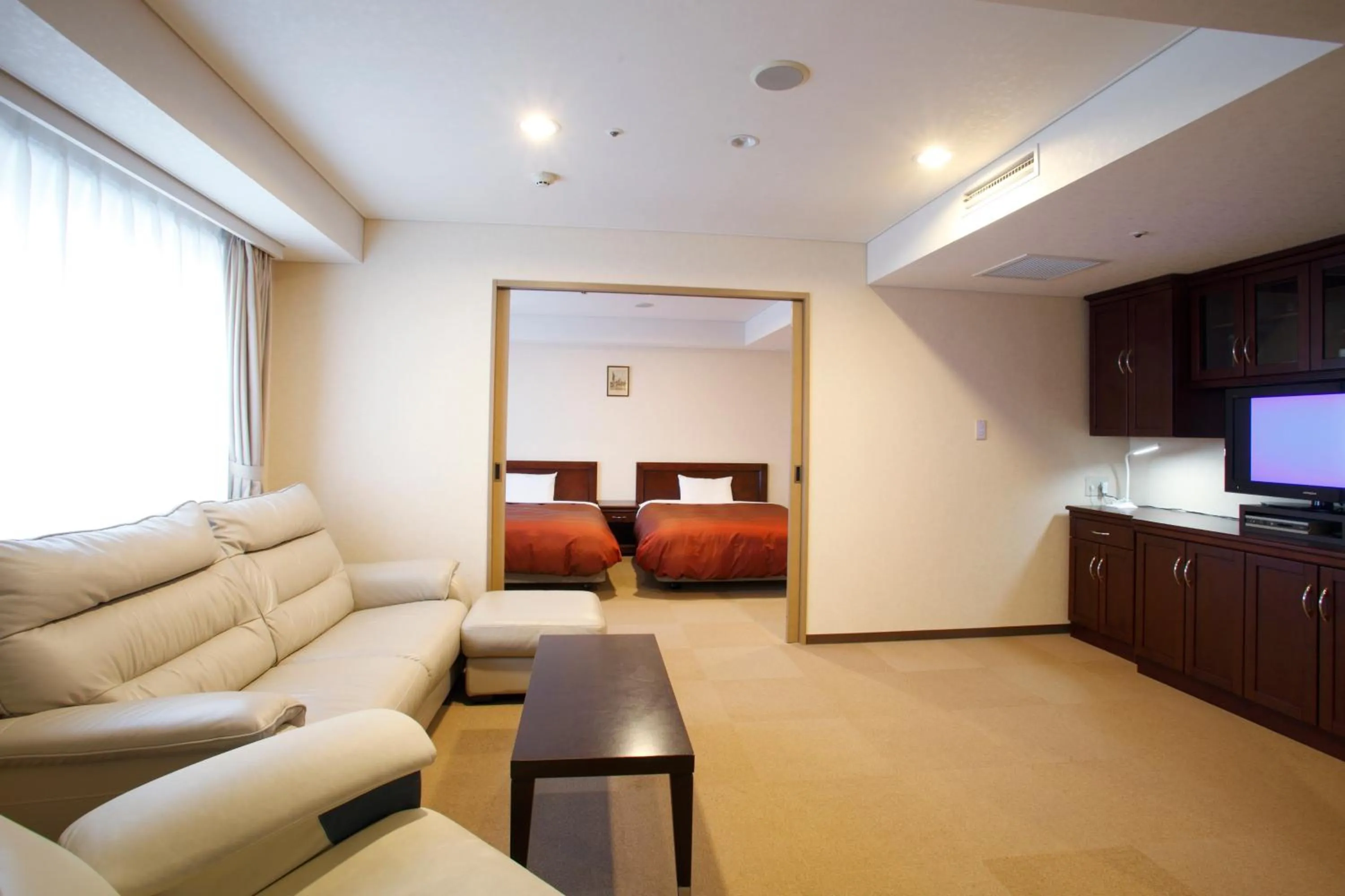 TV and multimedia, Bed in Chitose Station Hotel