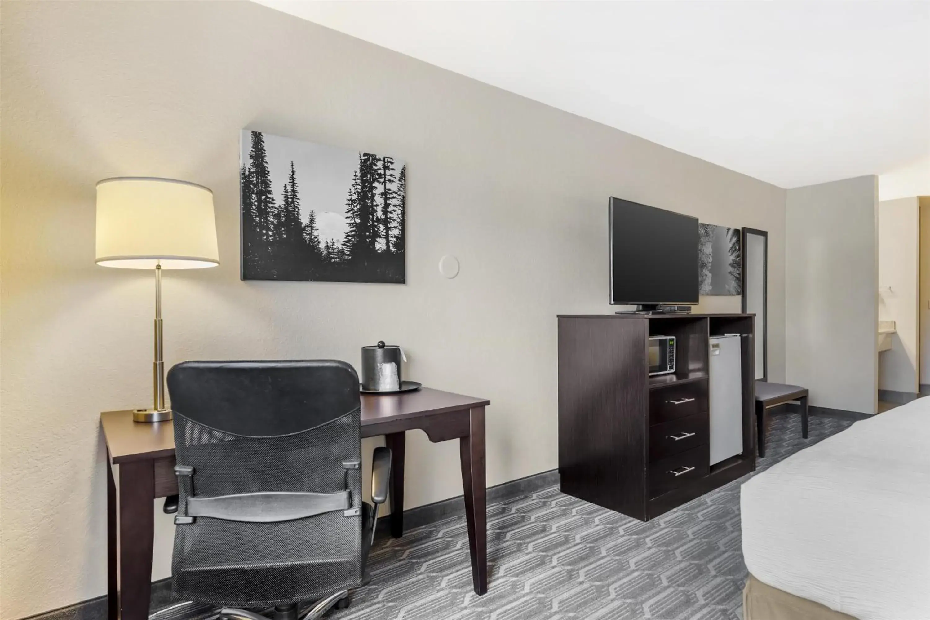 Bedroom, Bed in Best Western Plus Wenatchee Downtown Hotel Bedroom, Bed in Best Western Plus Wenatchee Downtown Hotel