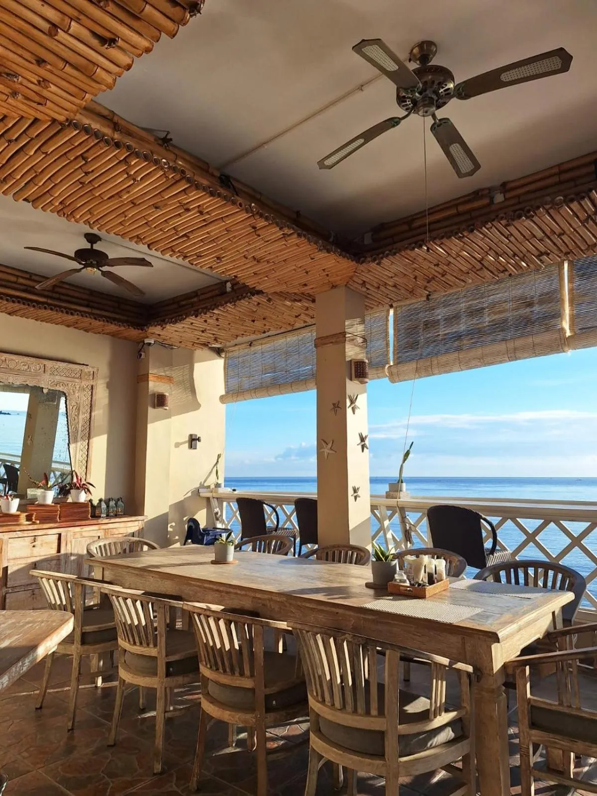 Restaurant/places to eat in Tauch Terminal Resort Tulamben & Spa