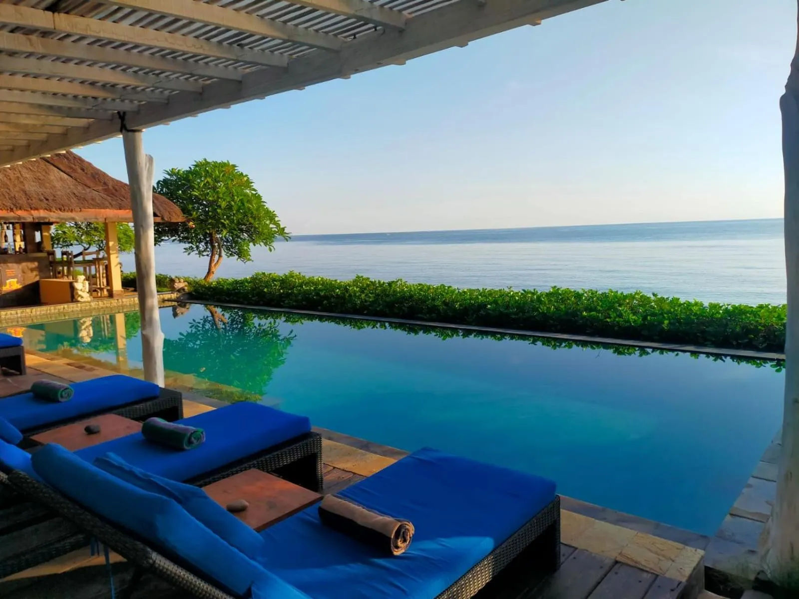 Swimming pool in Tauch Terminal Resort Tulamben & Spa