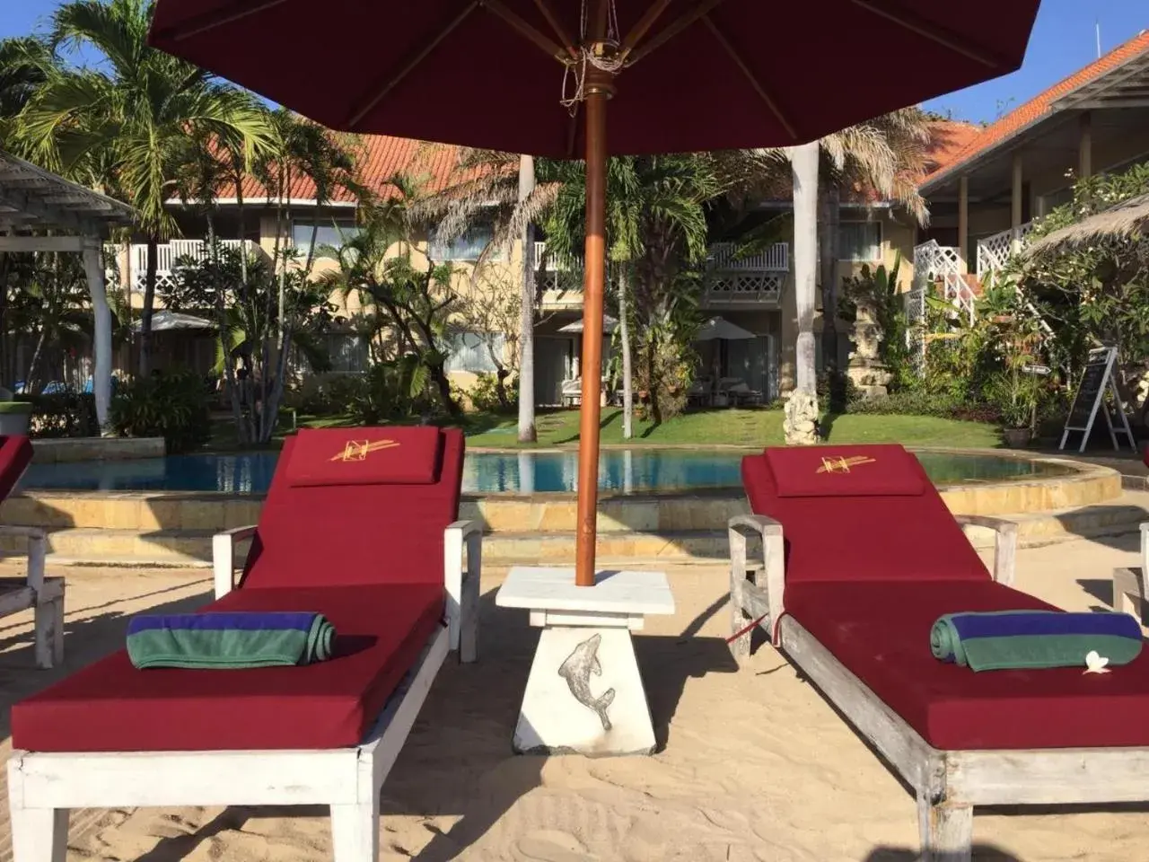 sunbed in Tauch Terminal Resort Tulamben & Spa sunbed in Tauch Terminal Resort Tulamben & Spa