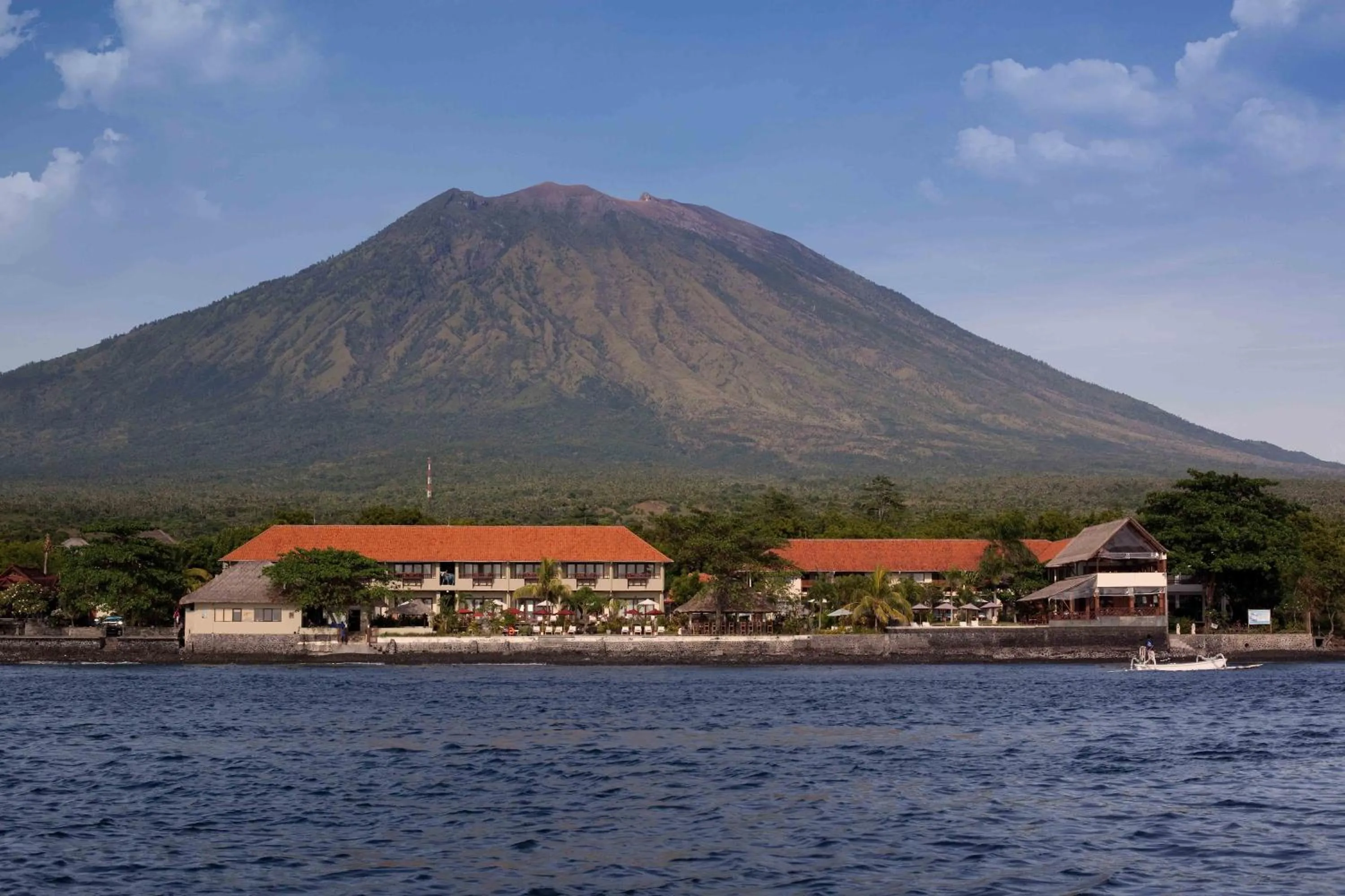 Mountain view in Tauch Terminal Resort Tulamben & Spa