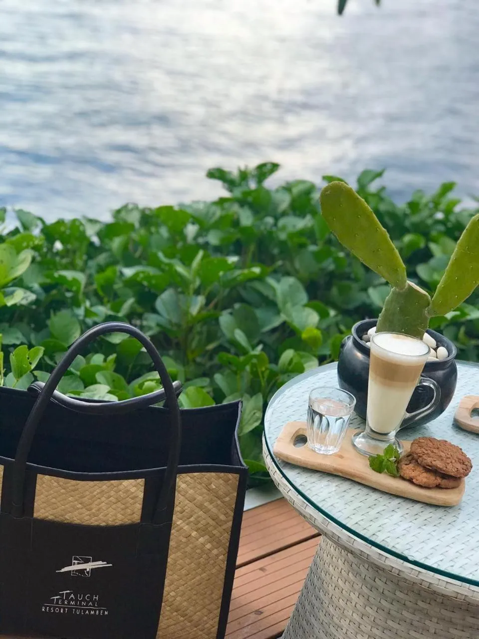 Food and drinks in Tauch Terminal Resort Tulamben & Spa