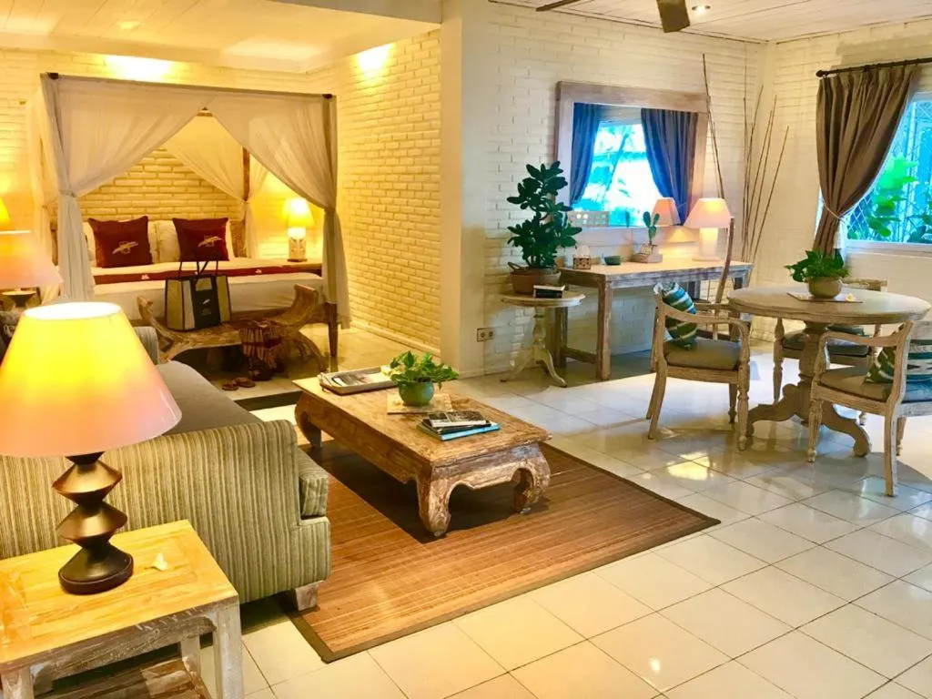 Photo of the whole room in Tauch Terminal Resort Tulamben & Spa