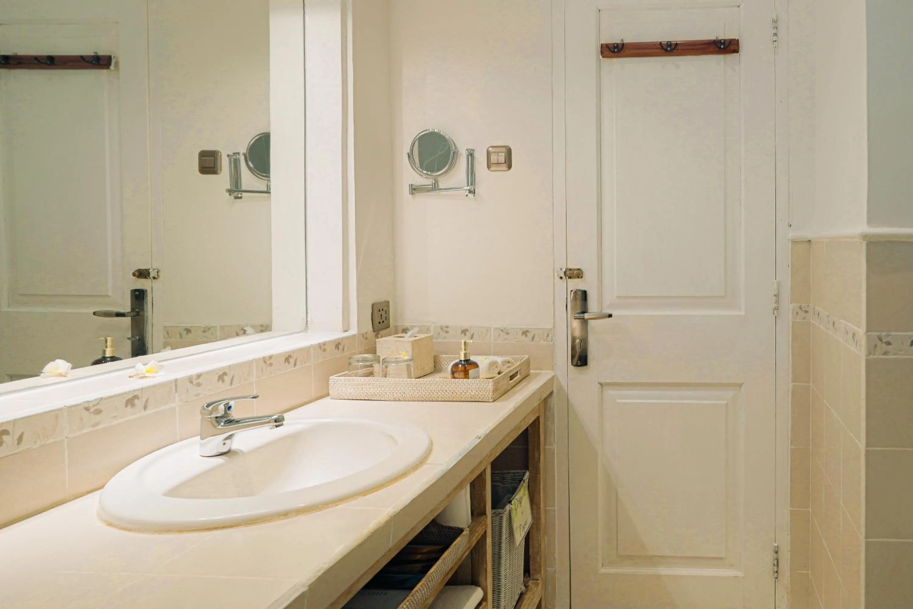 Bathroom in Tauch Terminal Resort Tulamben & Spa