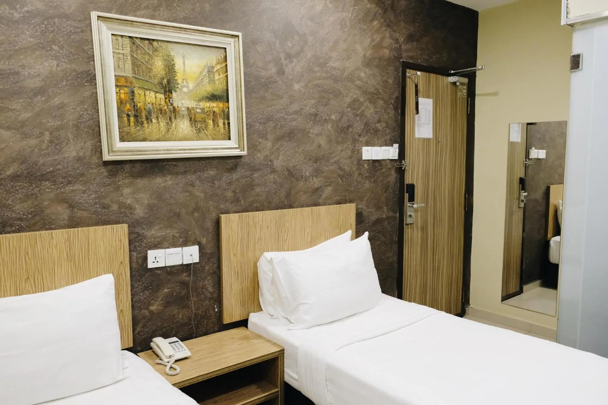 Bed in Era Plus Hotel