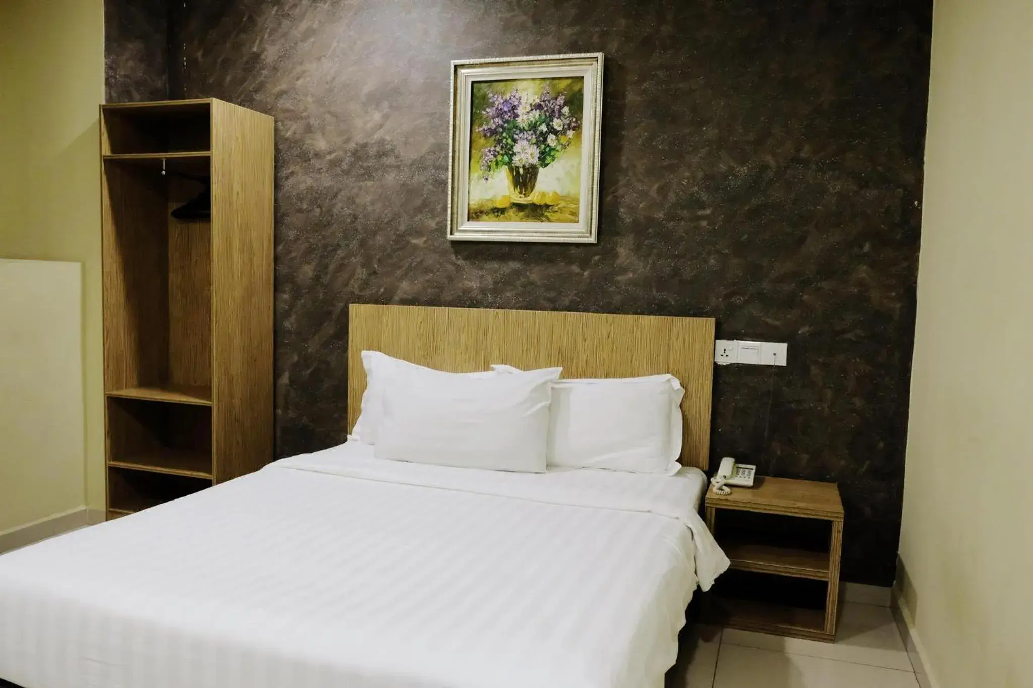 Superior Double Room No Window in Era Plus Hotel Superior Double Room No Window in Era Plus Hotel