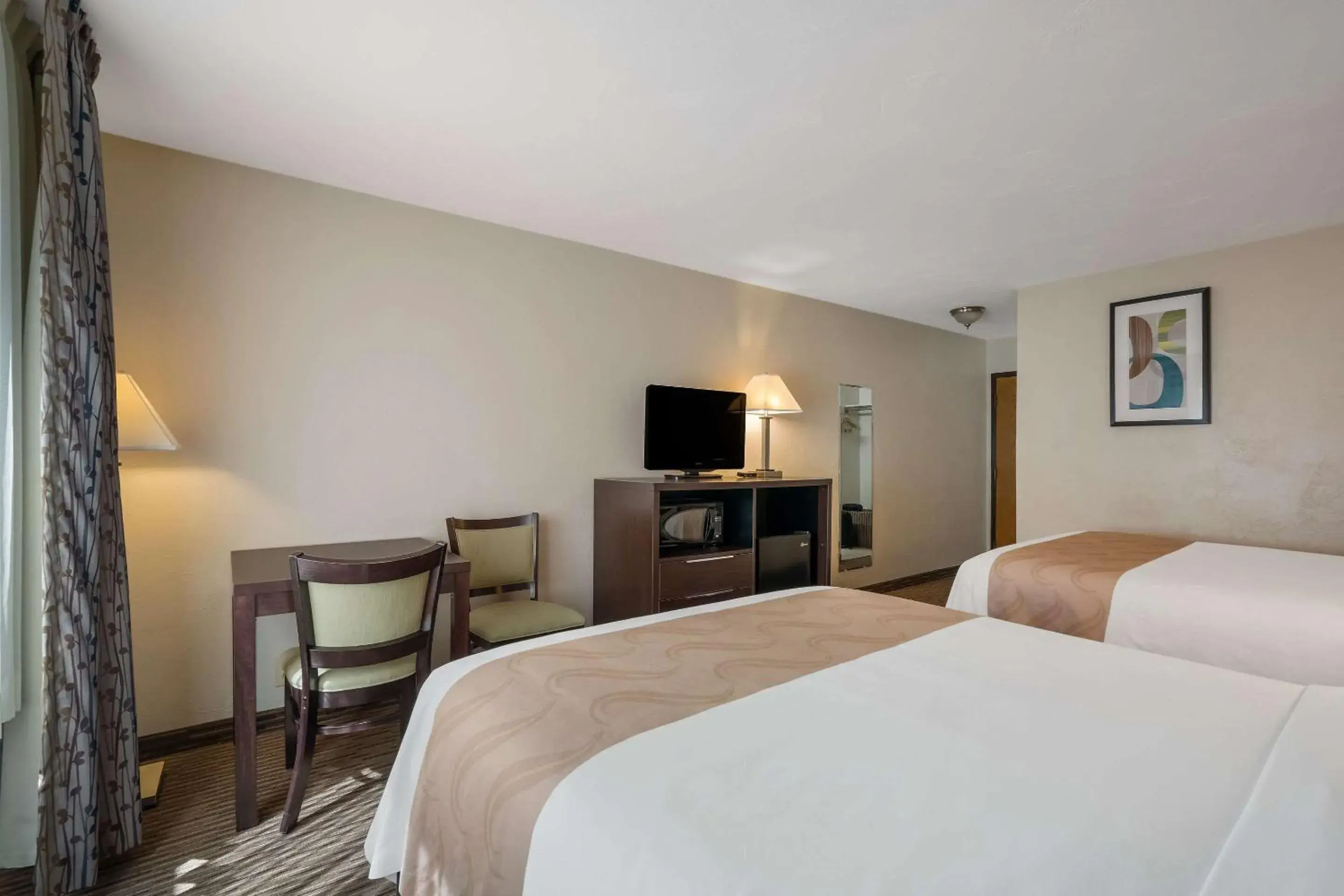 Bedroom, Bed in Quality Inn Richfield I-70 Bedroom, Bed in Quality Inn Richfield I-70