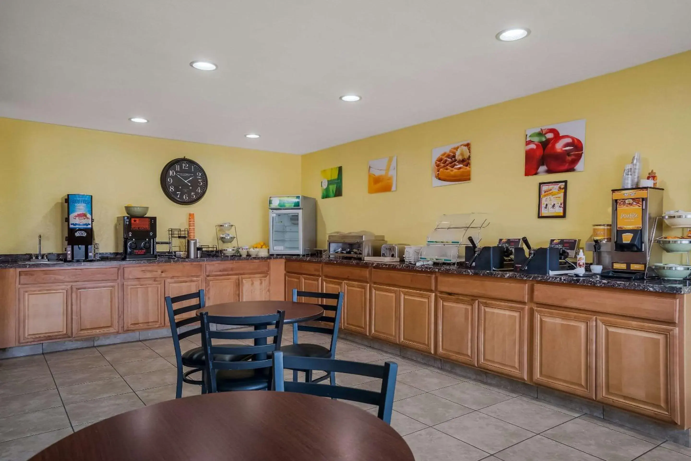 Breakfast in Quality Inn Richfield I-70 Breakfast in Quality Inn Richfield I-70