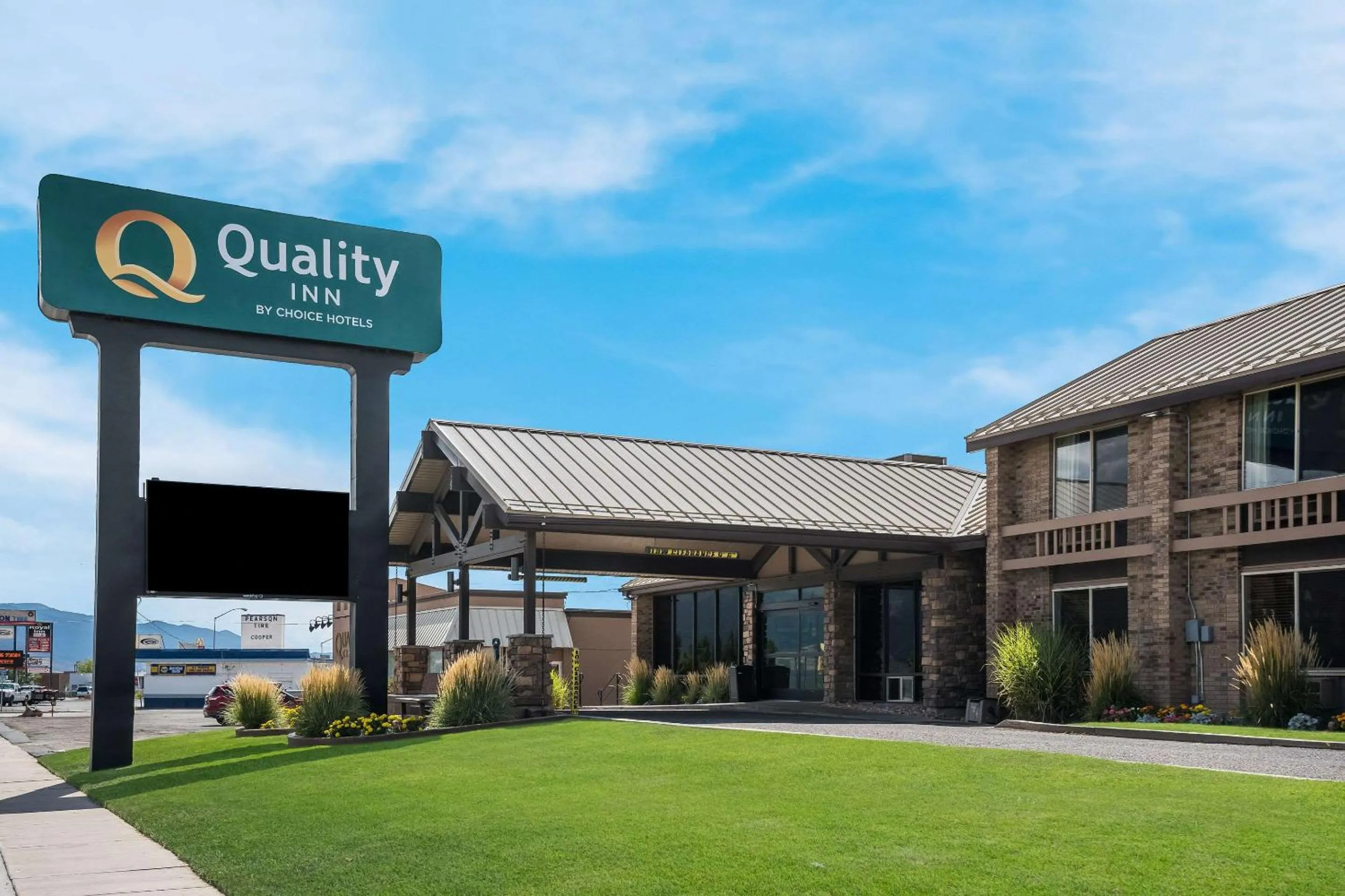 Property building in Quality Inn Richfield I-70