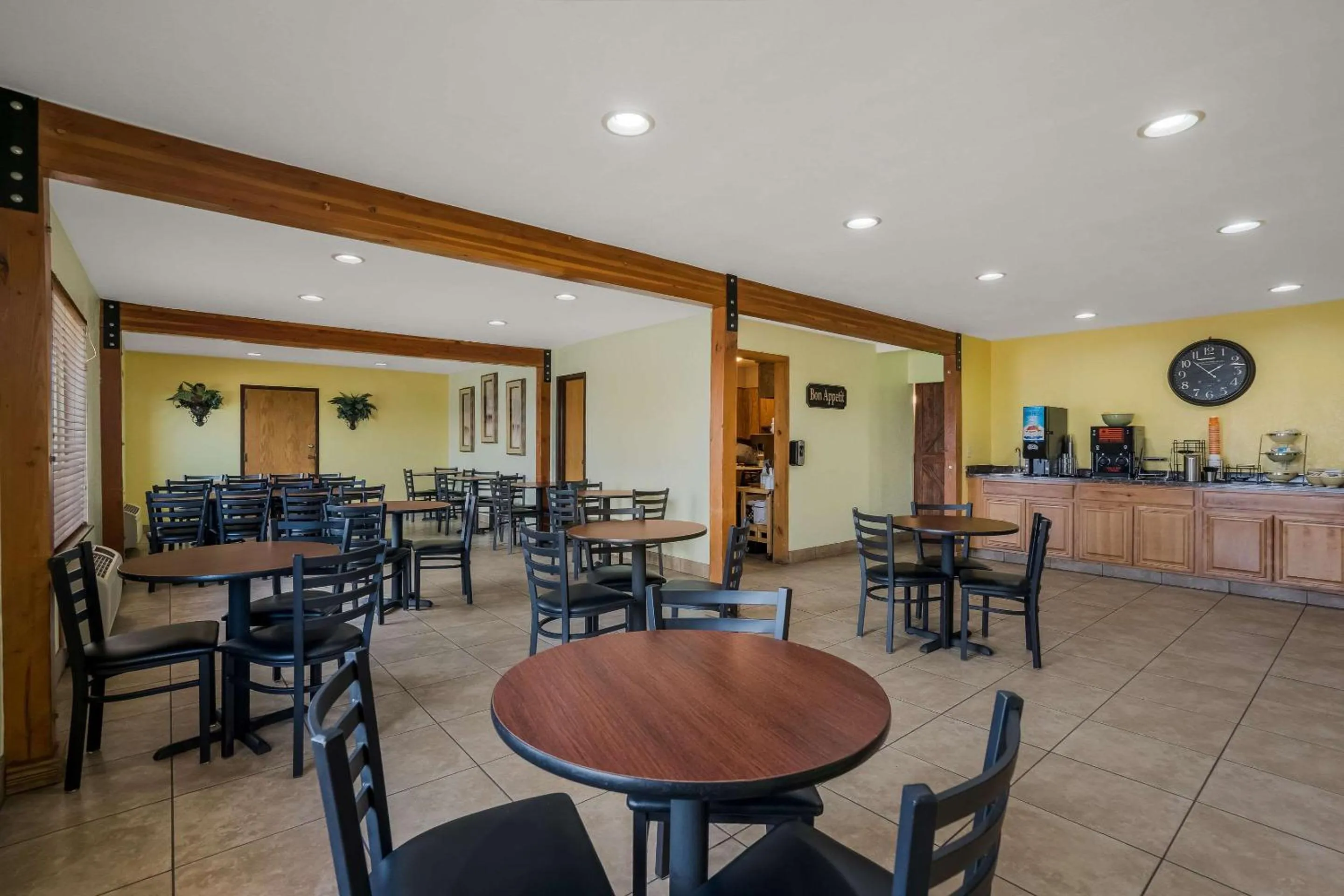 Breakfast in Quality Inn Richfield I-70