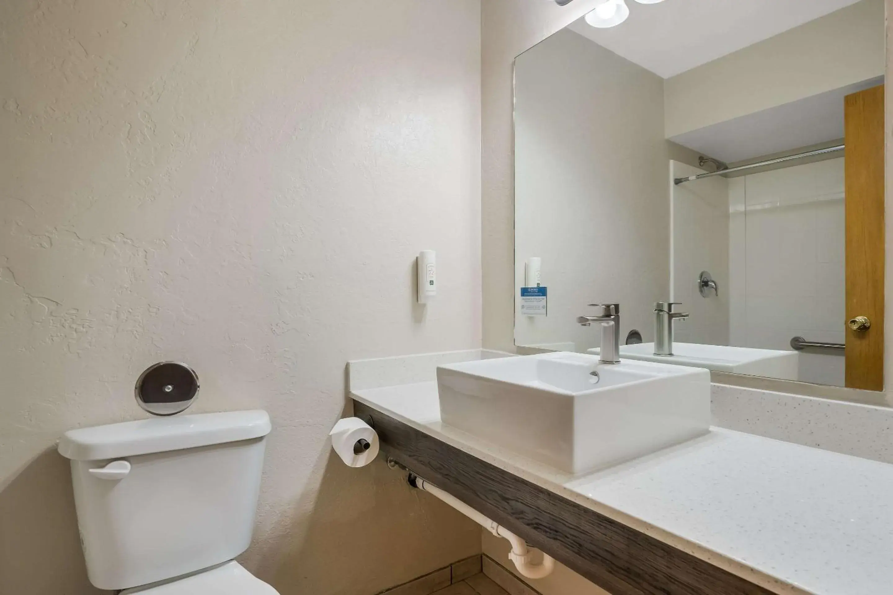 Bedroom in Quality Inn Richfield I-70 Bedroom in Quality Inn Richfield I-70