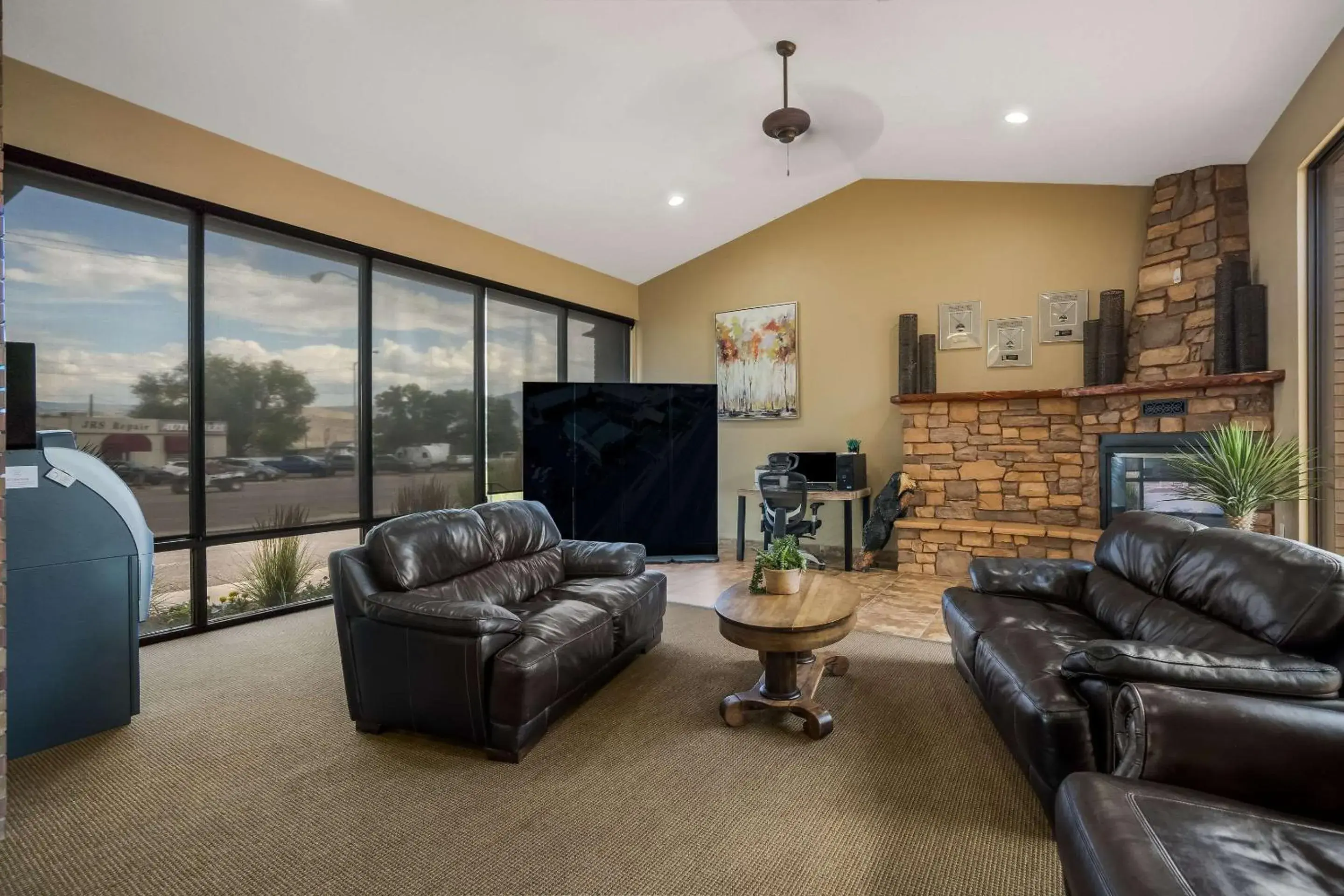 Lobby or reception in Quality Inn Richfield I-70 Lobby or reception in Quality Inn Richfield I-70