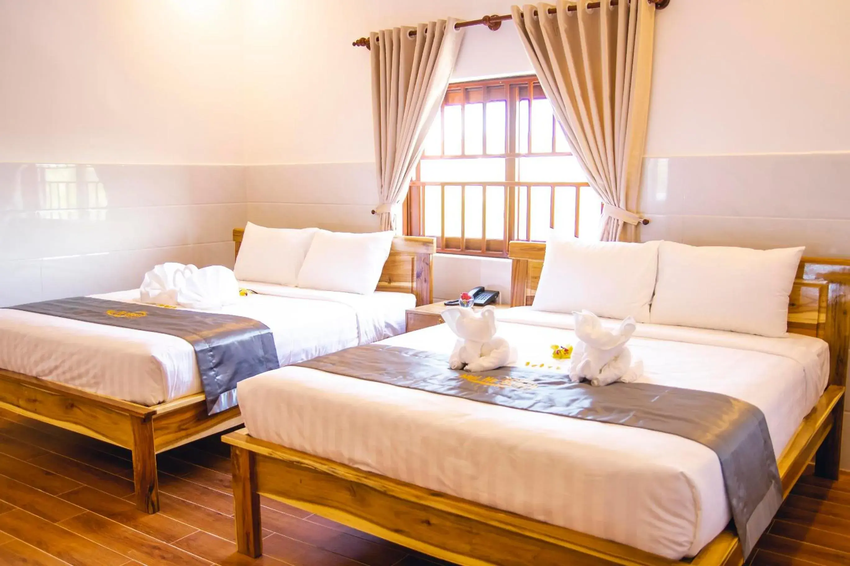 Bed in Mui Ne Beach Hotel Bed in Mui Ne Beach Hotel