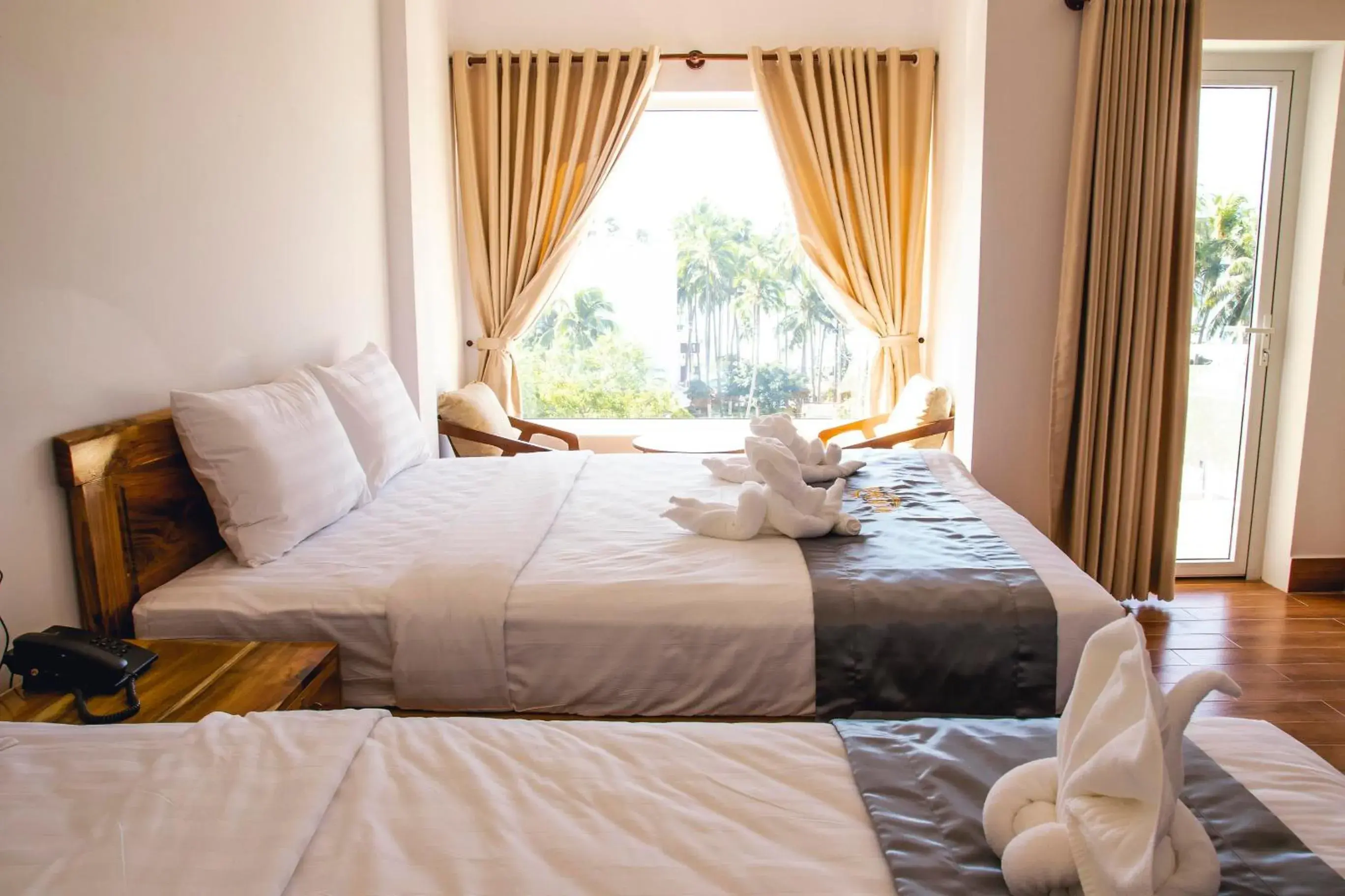 Bed in Mui Ne Beach Hotel Bed in Mui Ne Beach Hotel