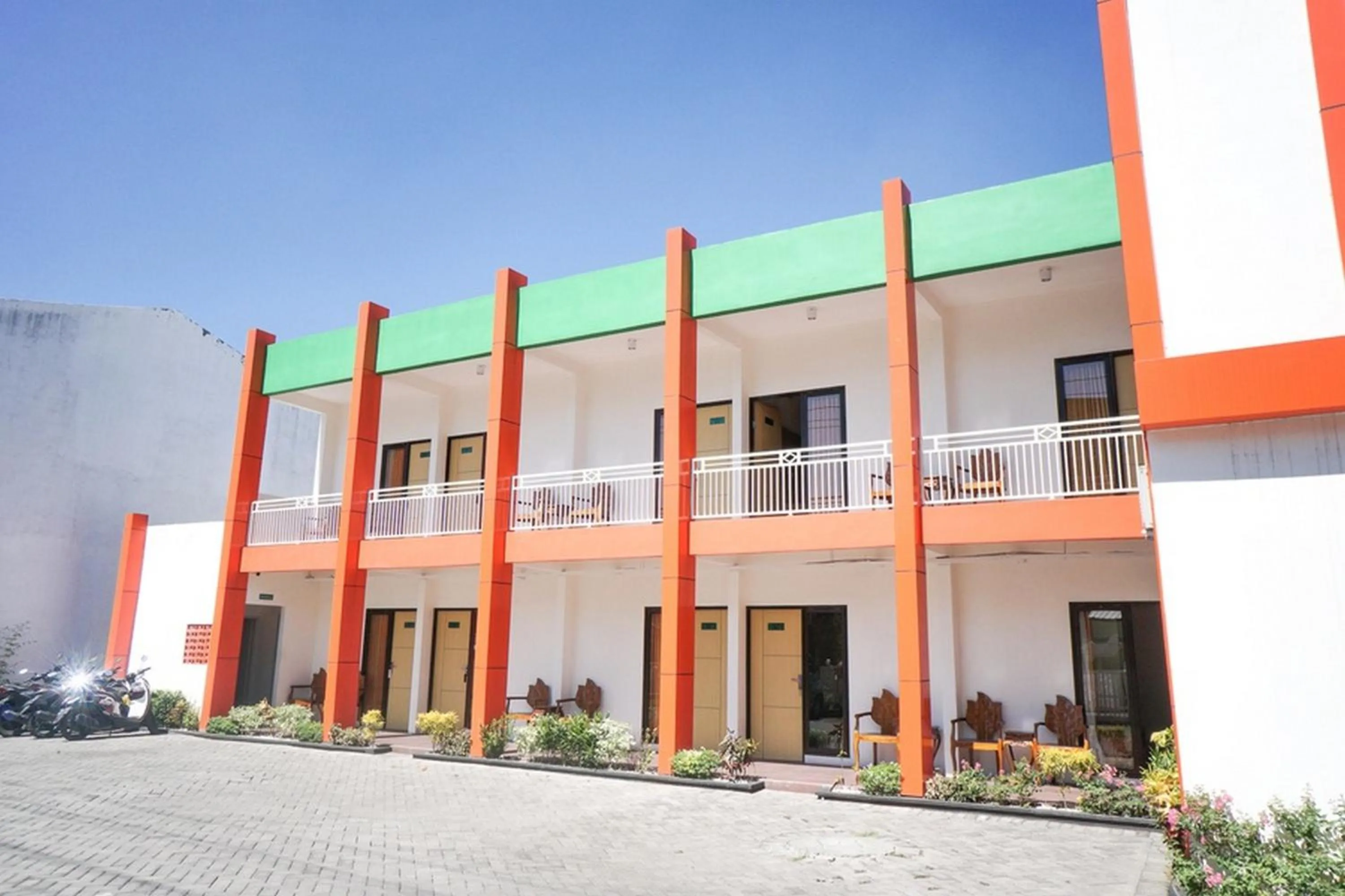 Property logo or sign, Property Building in RedDoorz Syariah @ Buduran Sidoarjo