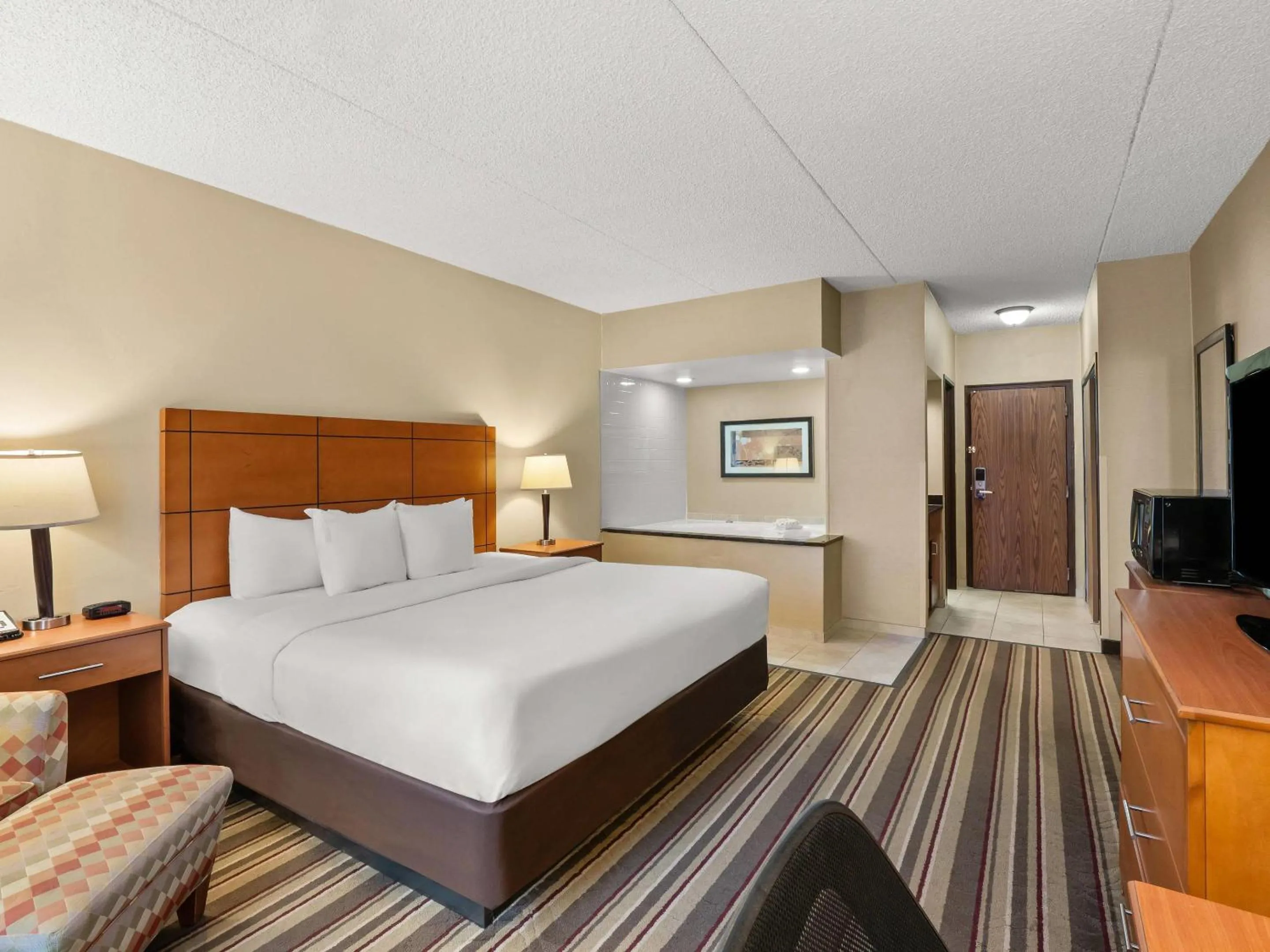 Bedroom, Bed in Comfort Inn Metro Airport