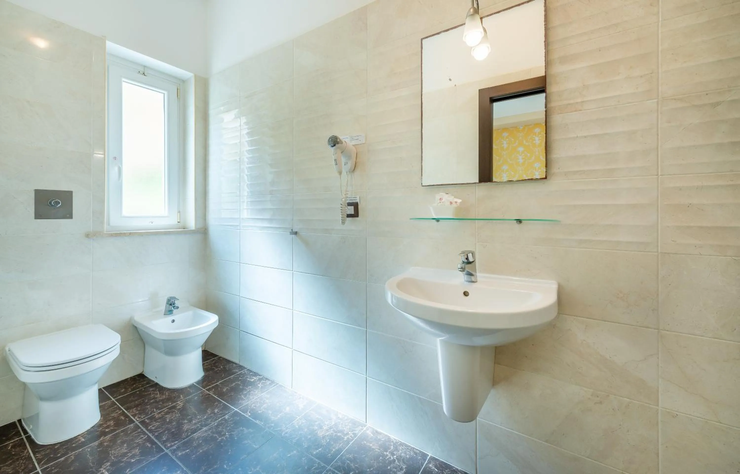 Hotel De La Ville Relais