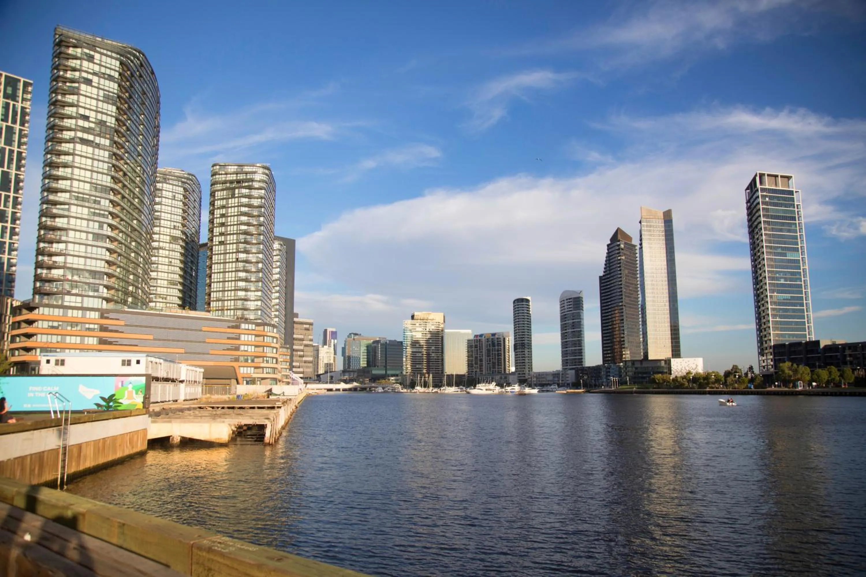 Neighbourhood in Orange Stay at Collins Wharf