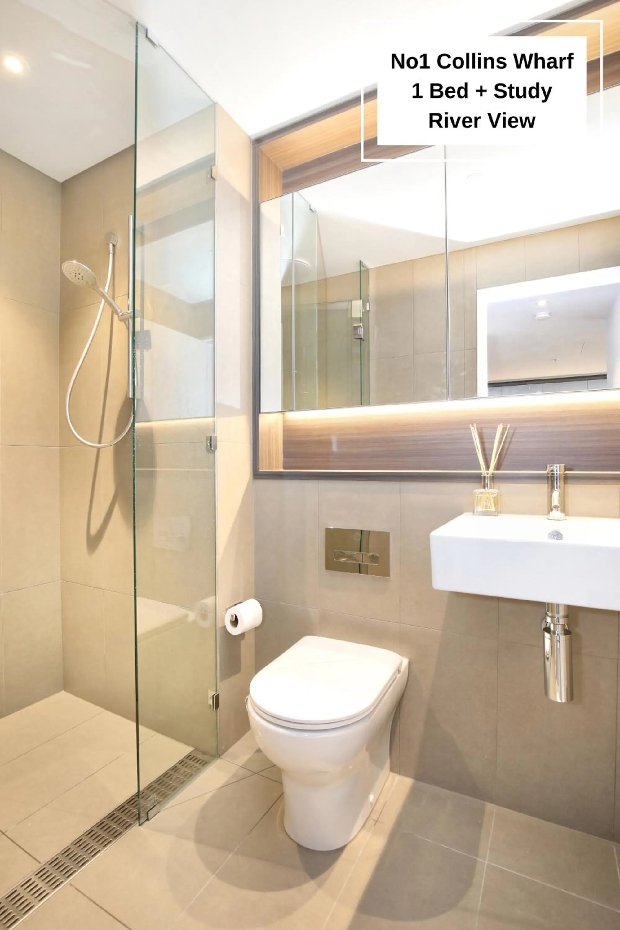 Bathroom in Orange Stay at Collins Wharf