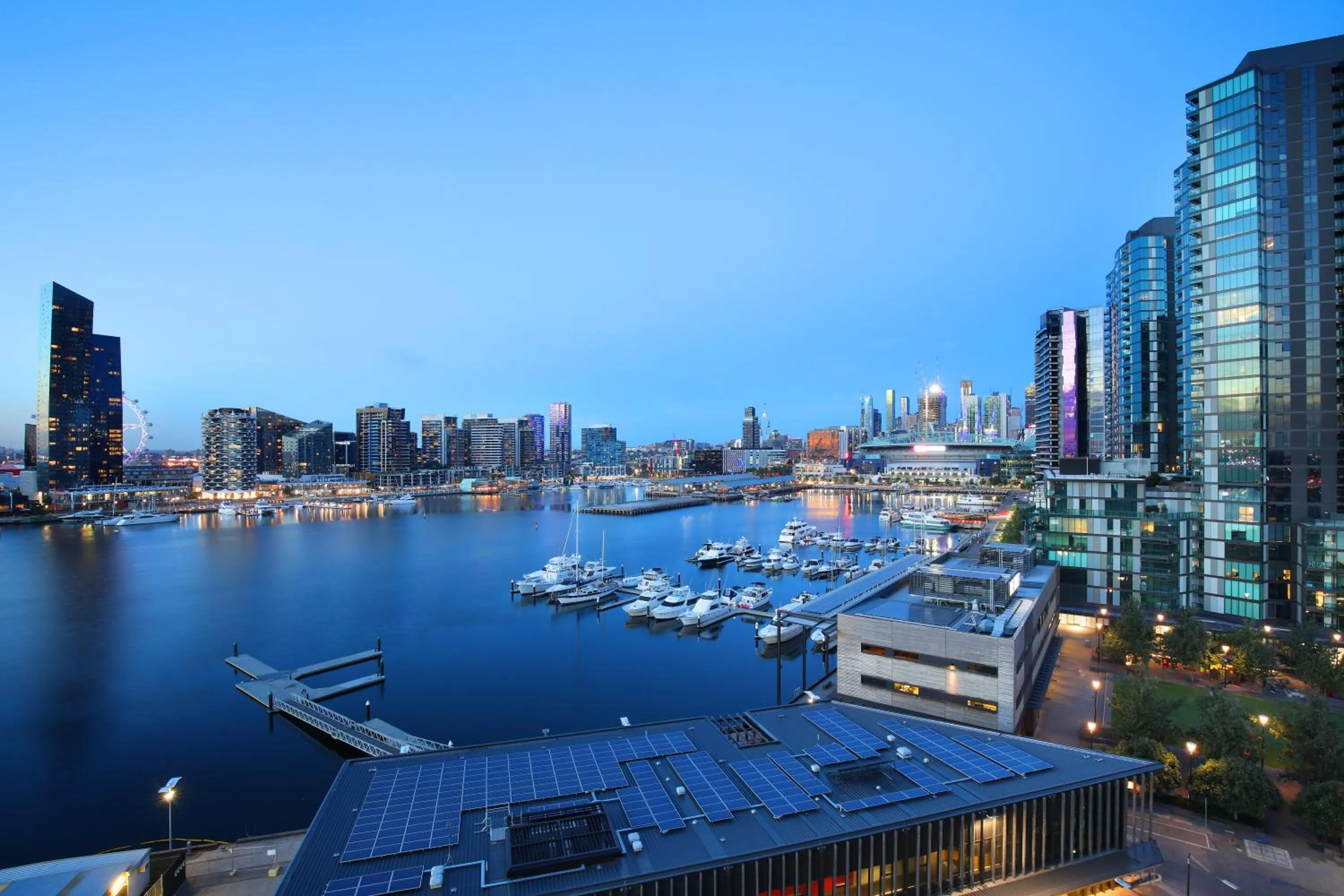 City view in Orange Stay at Collins Wharf