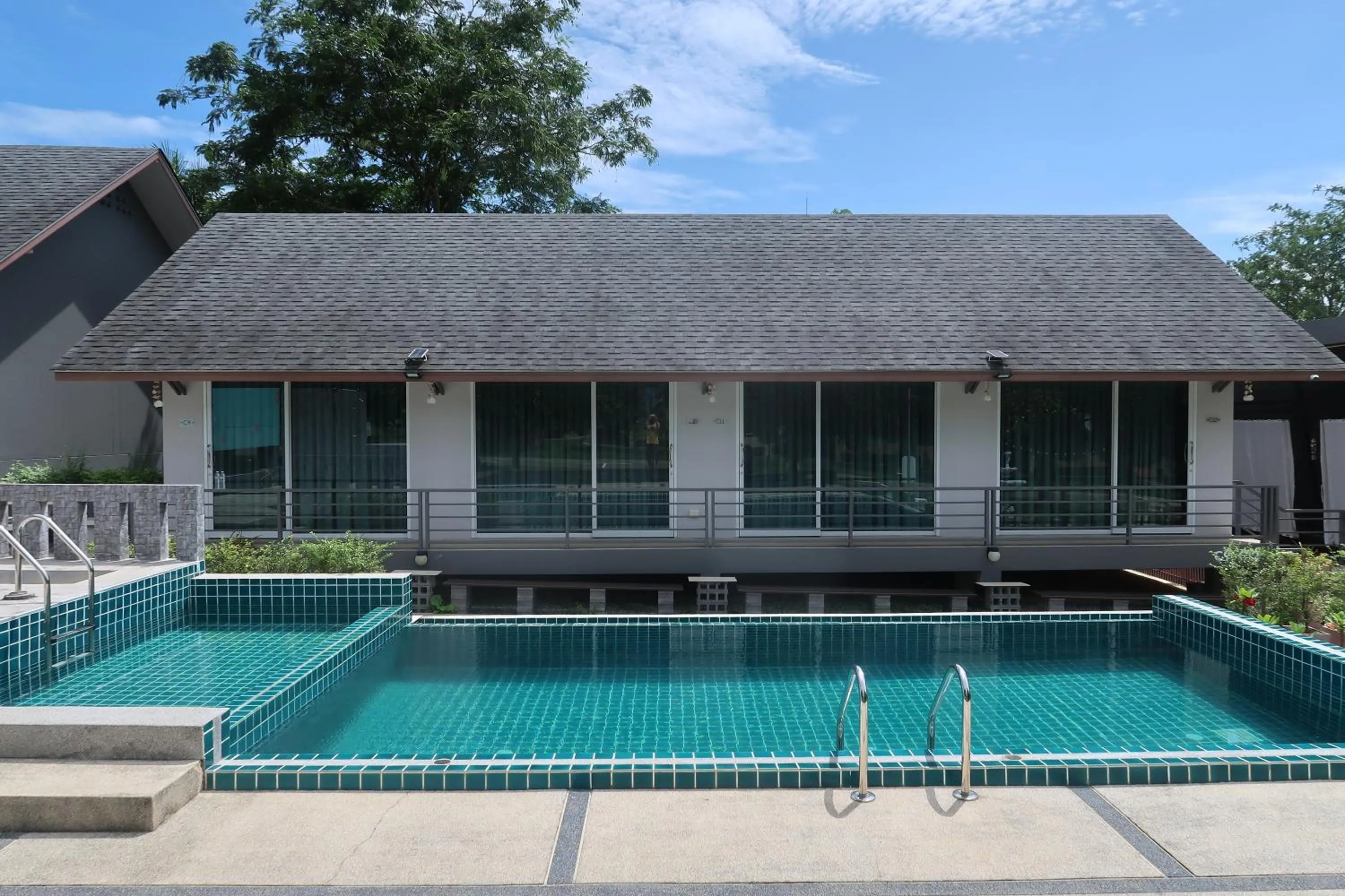 Swimming pool in Be Leaf Resort SHA